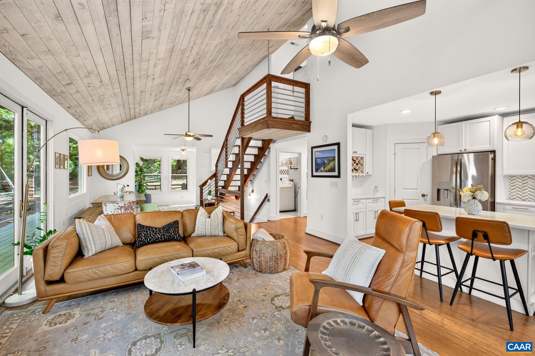 268 DEER CREST HTS