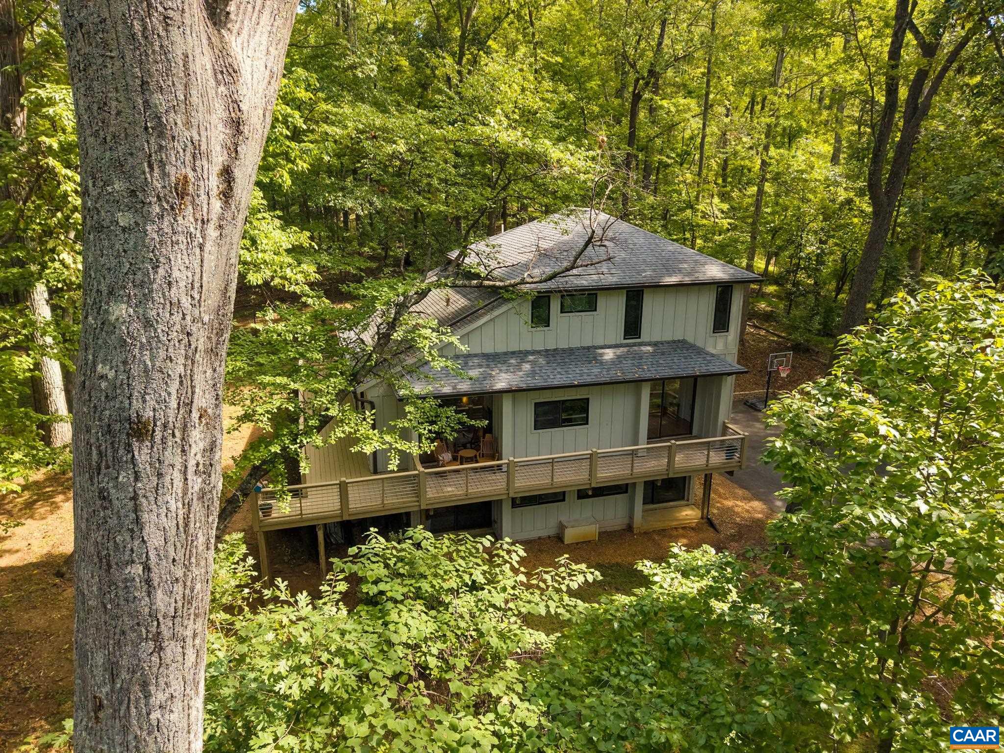 268 DEER CREST HTS