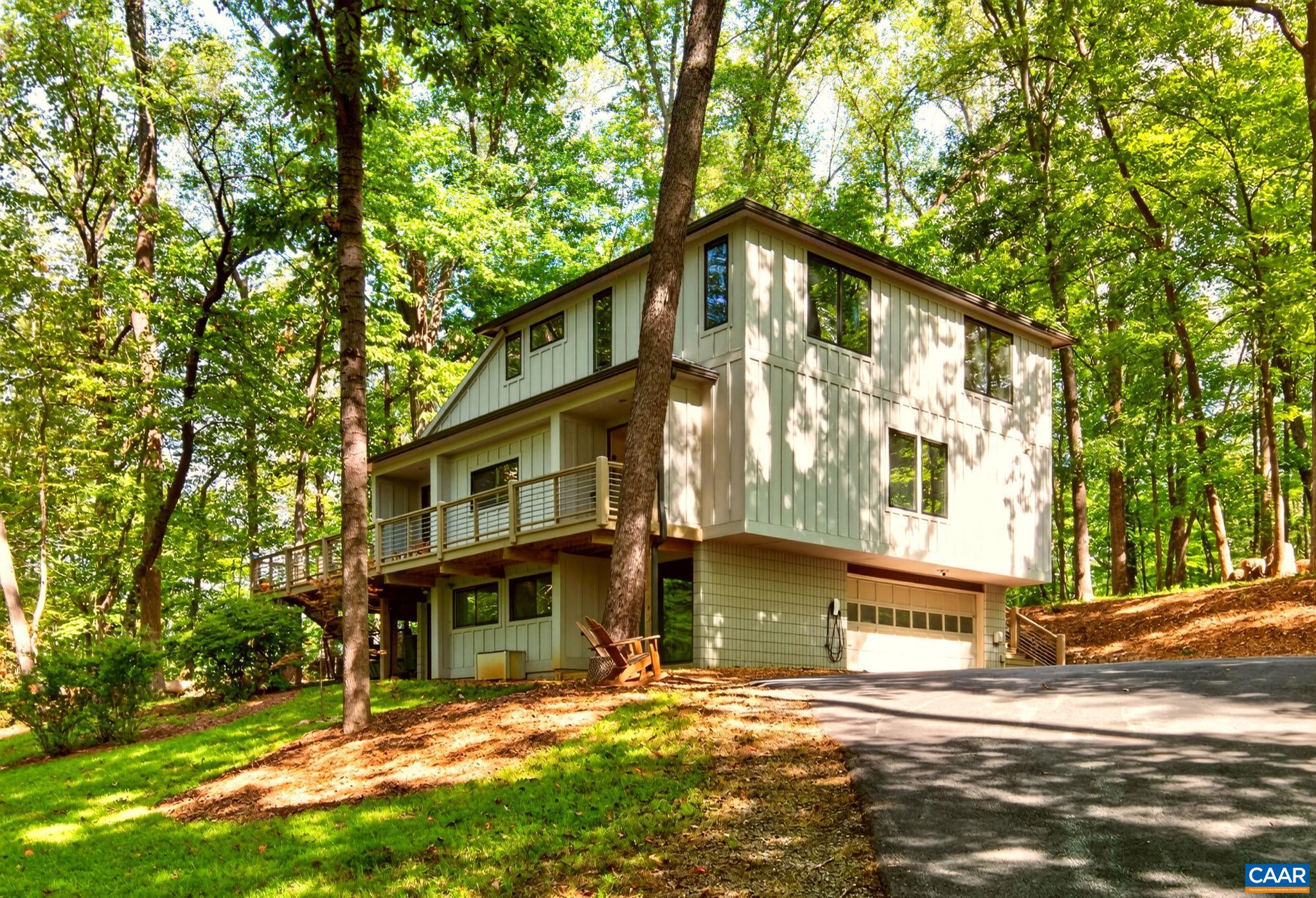 268 DEER CREST HTS