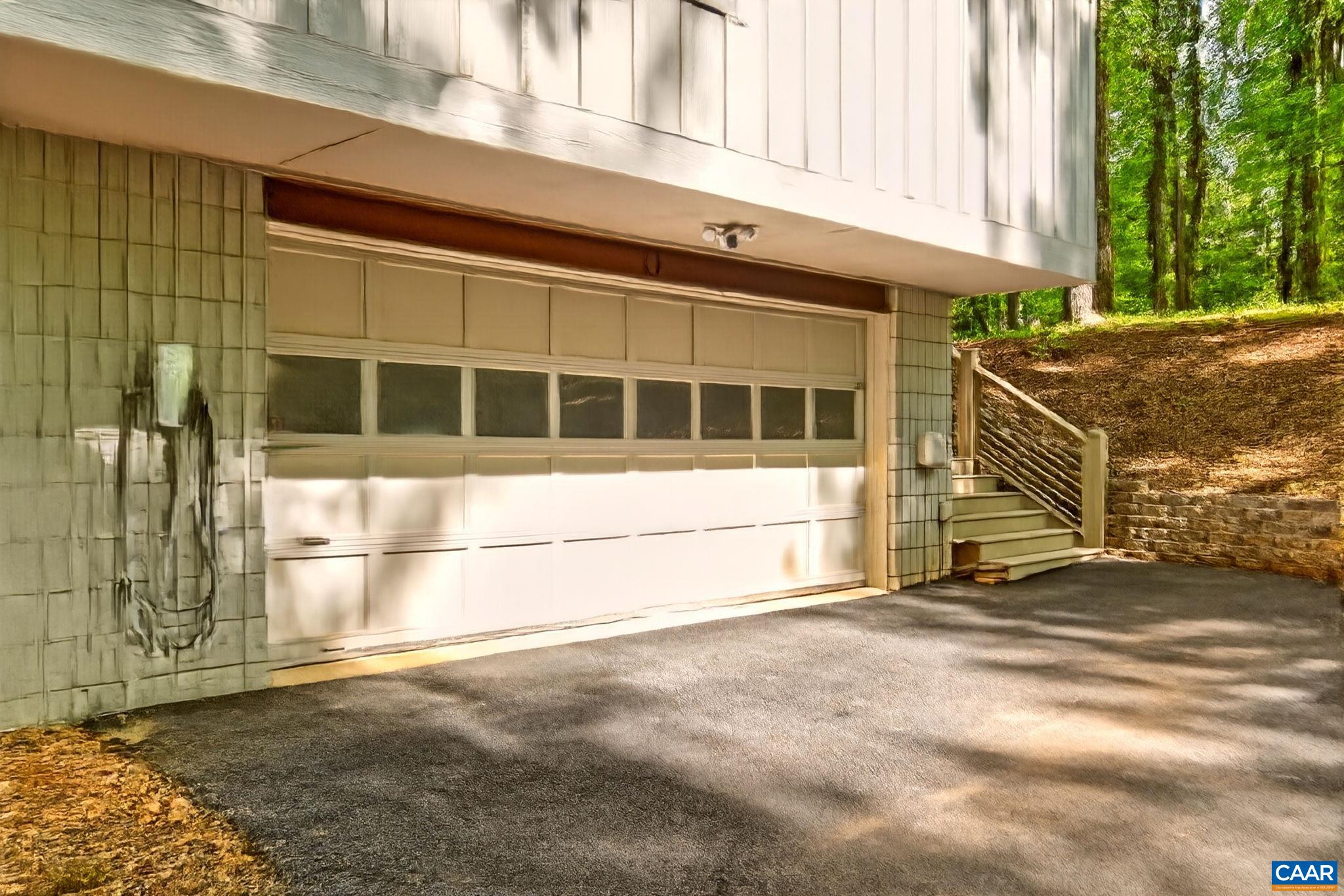 268 DEER CREST HTS