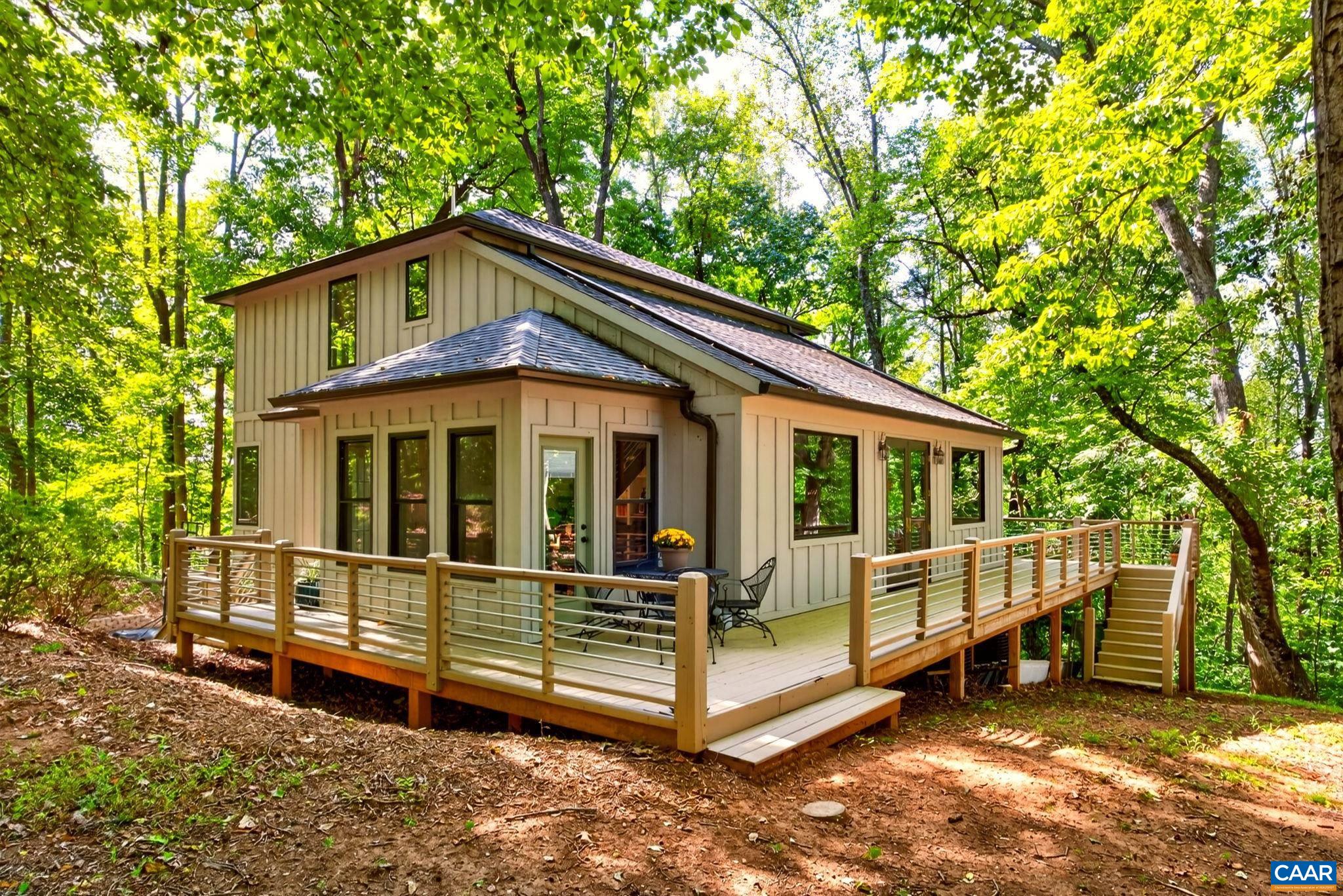 268 DEER CREST HTS