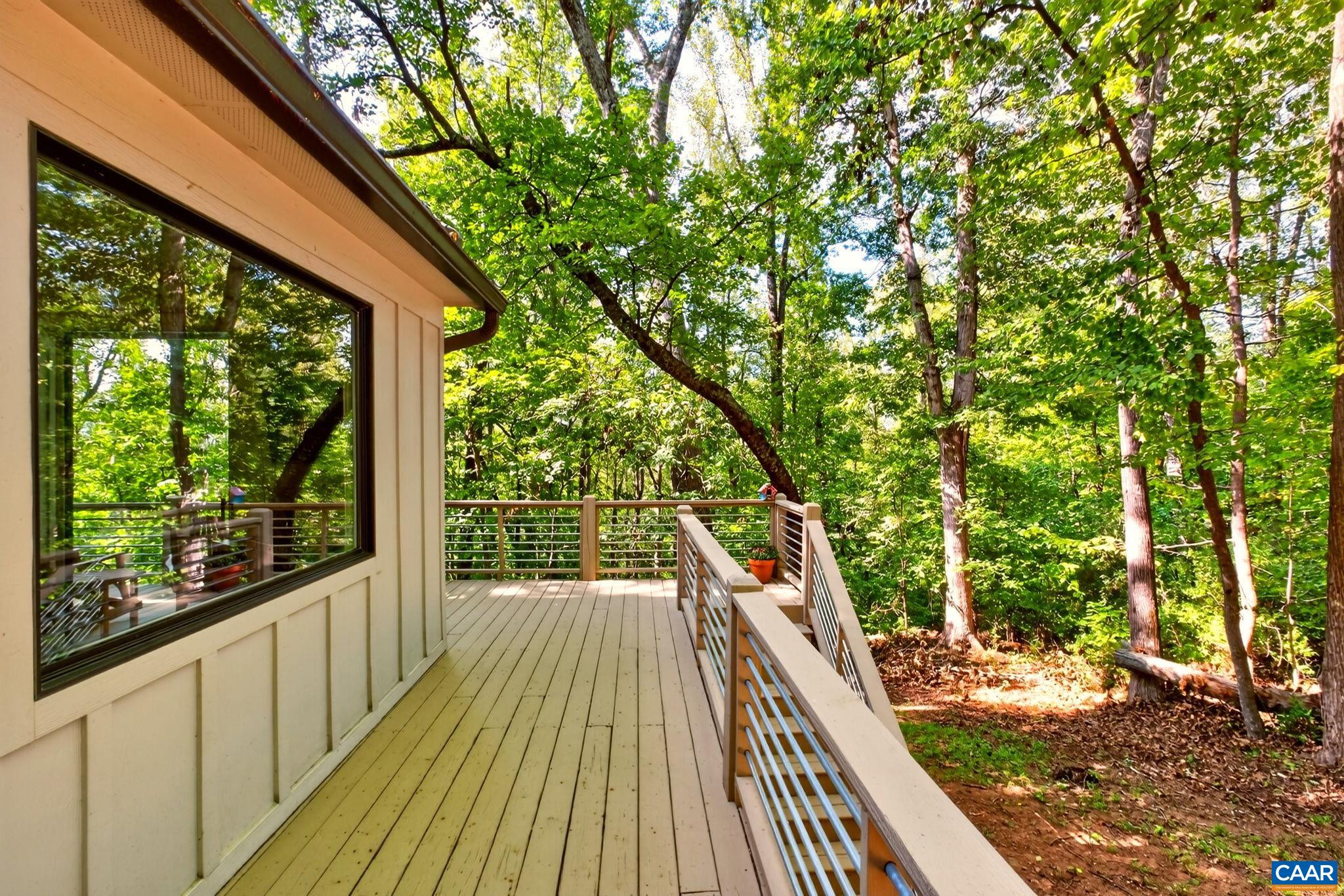 268 DEER CREST HTS