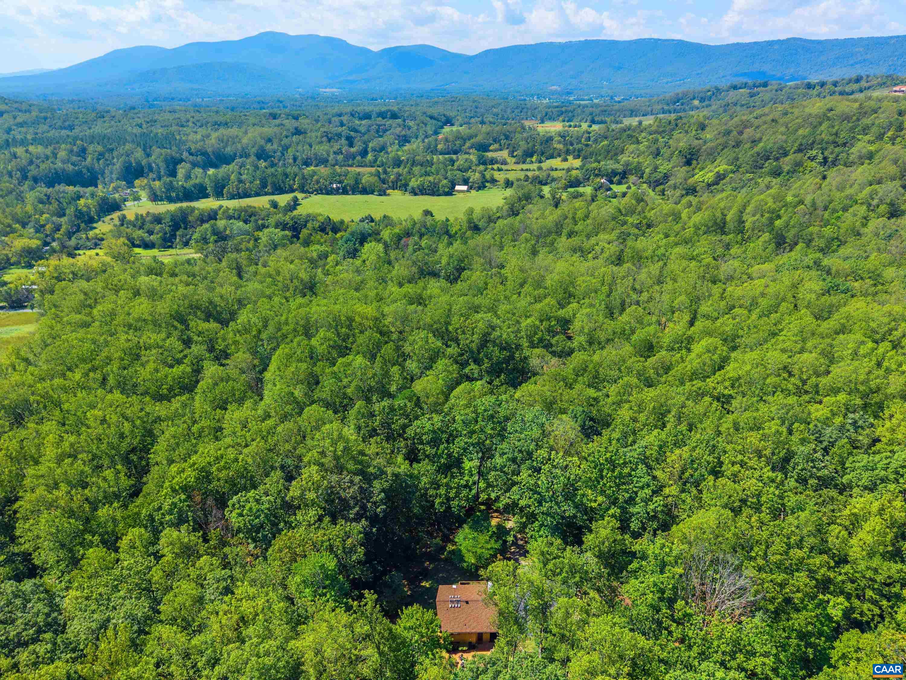 210 TURKS MOUNTAIN TRL