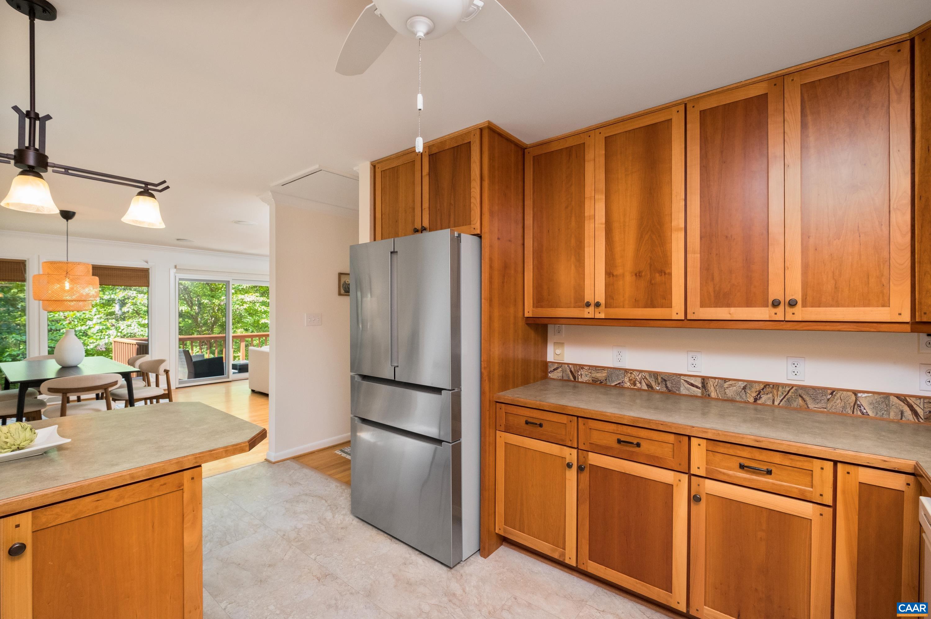 210 TURKS MOUNTAIN TRL