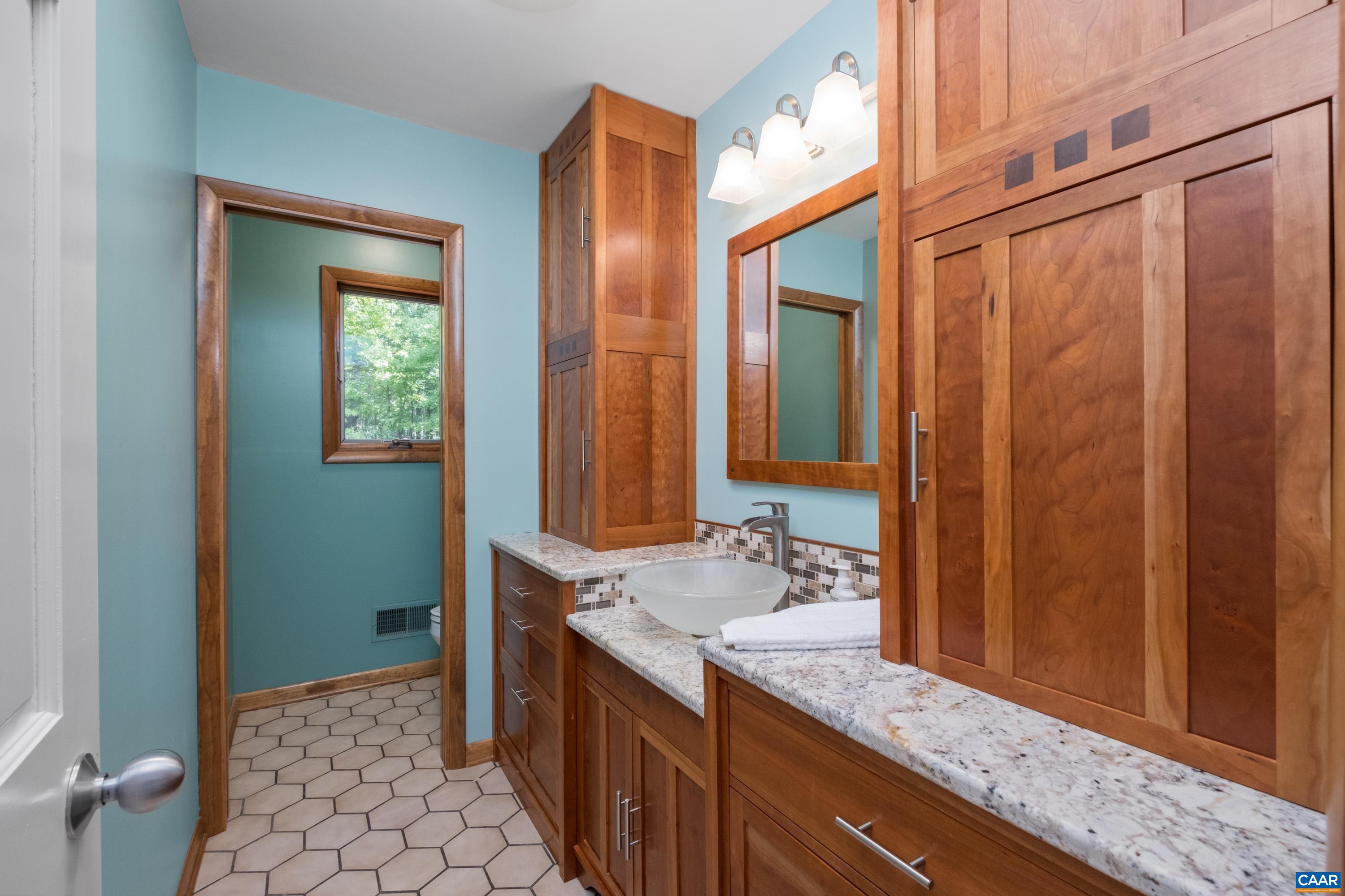 210 TURKS MOUNTAIN TRL