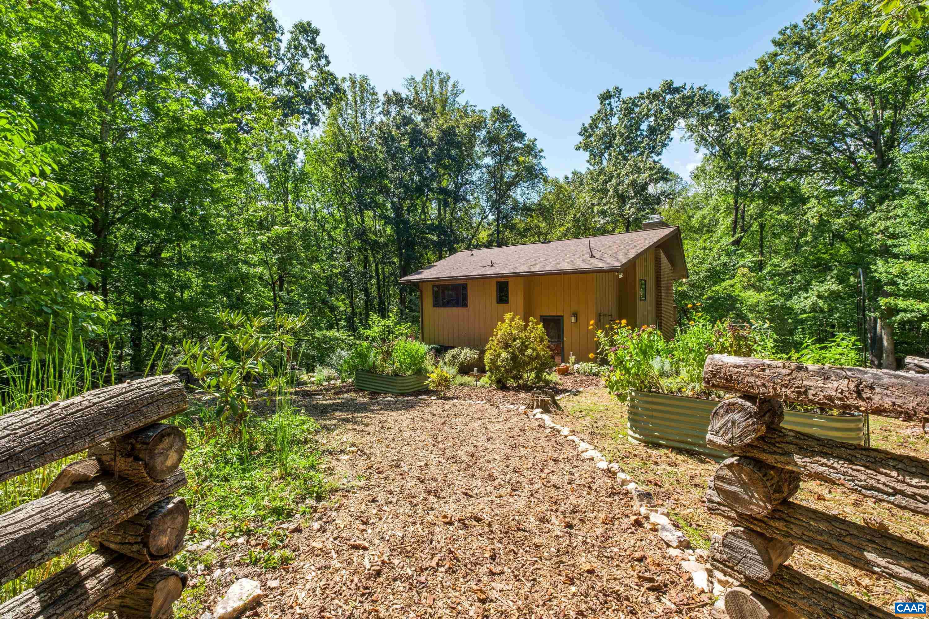 210 TURKS MOUNTAIN TRL