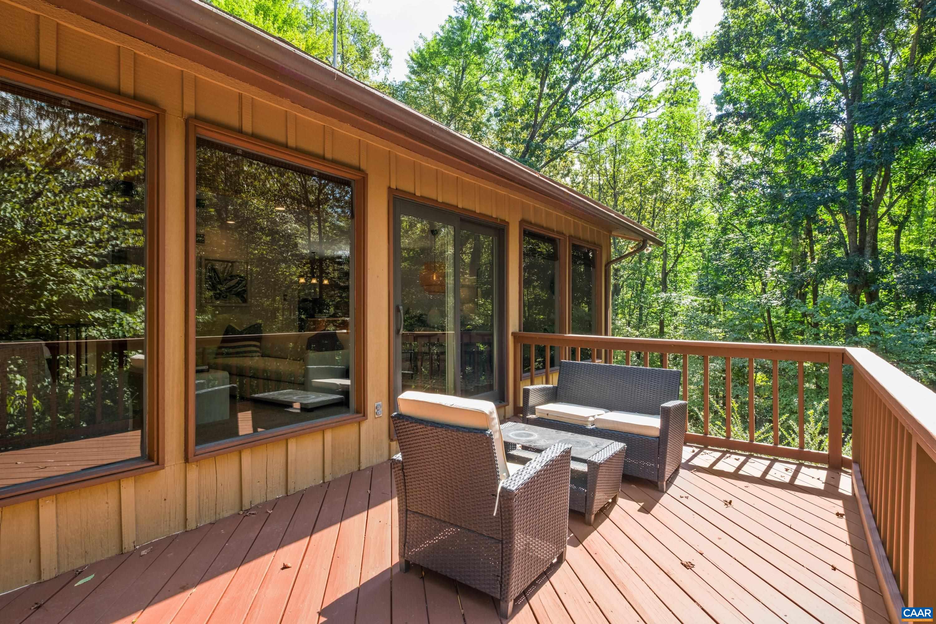 210 TURKS MOUNTAIN TRL