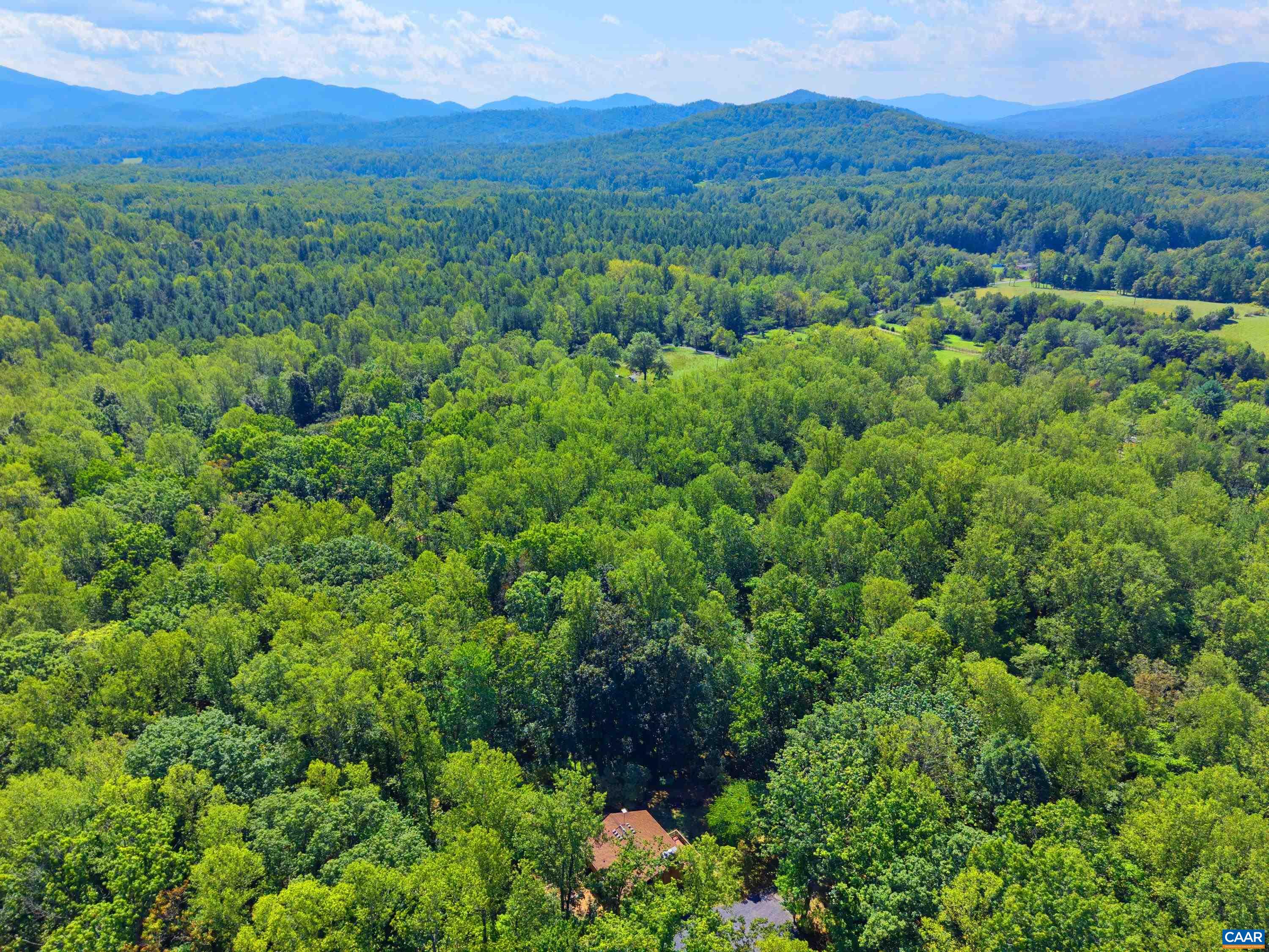 210 TURKS MOUNTAIN TRL
