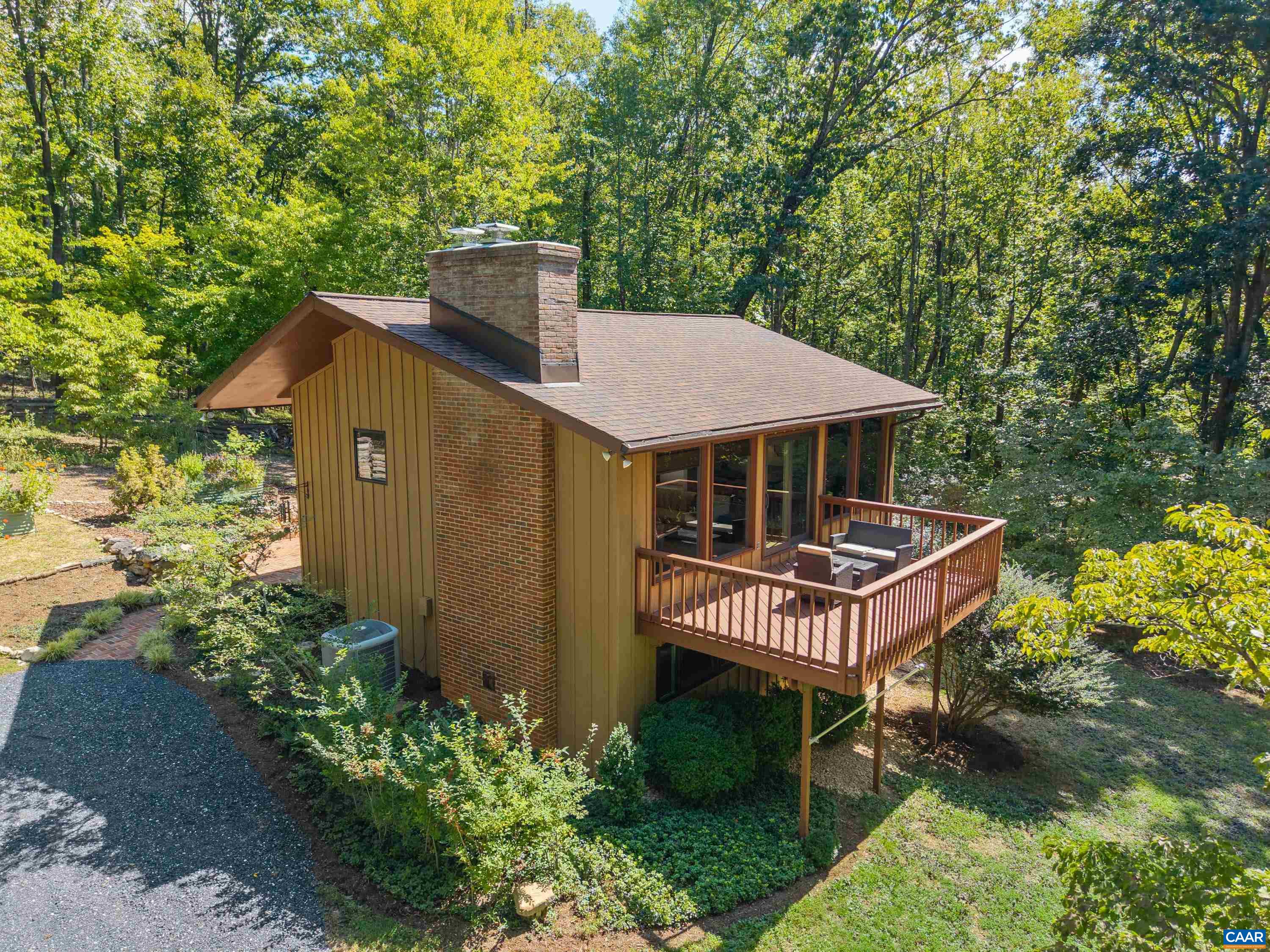 210 TURKS MOUNTAIN TRL