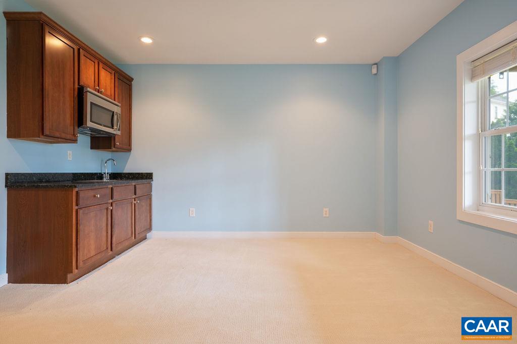 188 BROOKWOOD DR