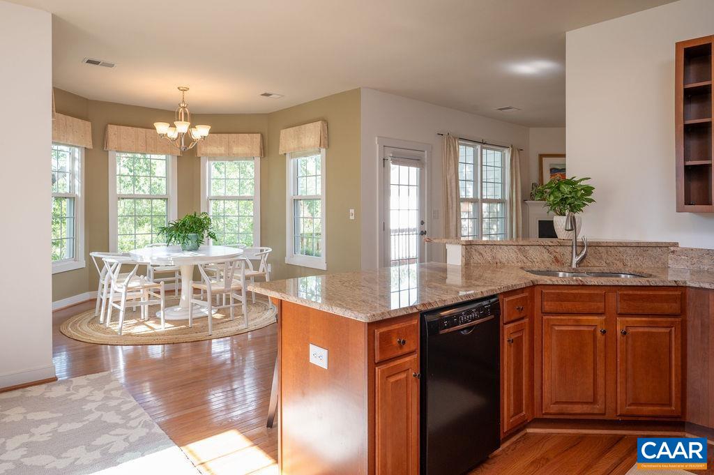 665 TYREE LN