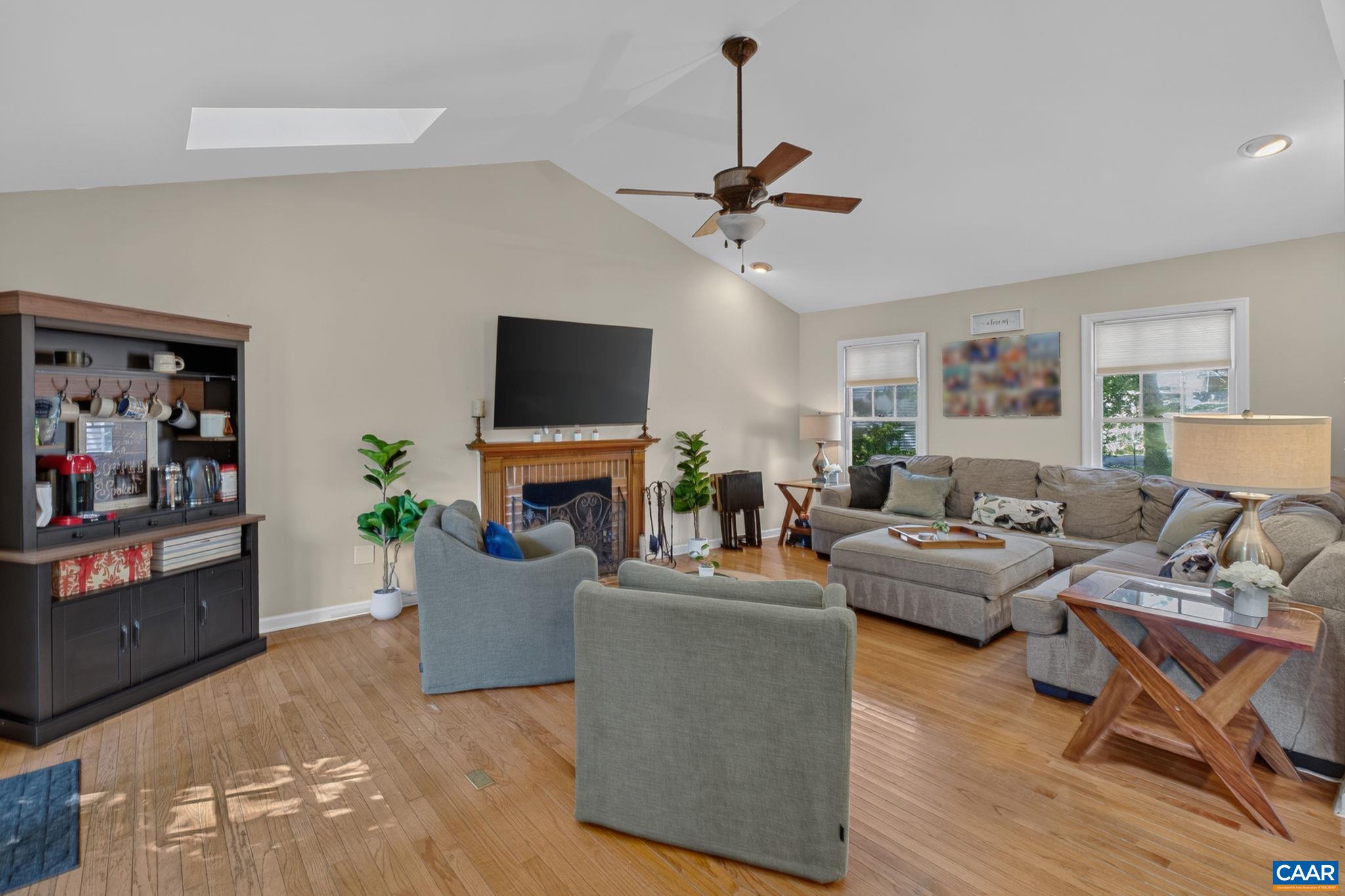 1809 AMBERFIELD DR