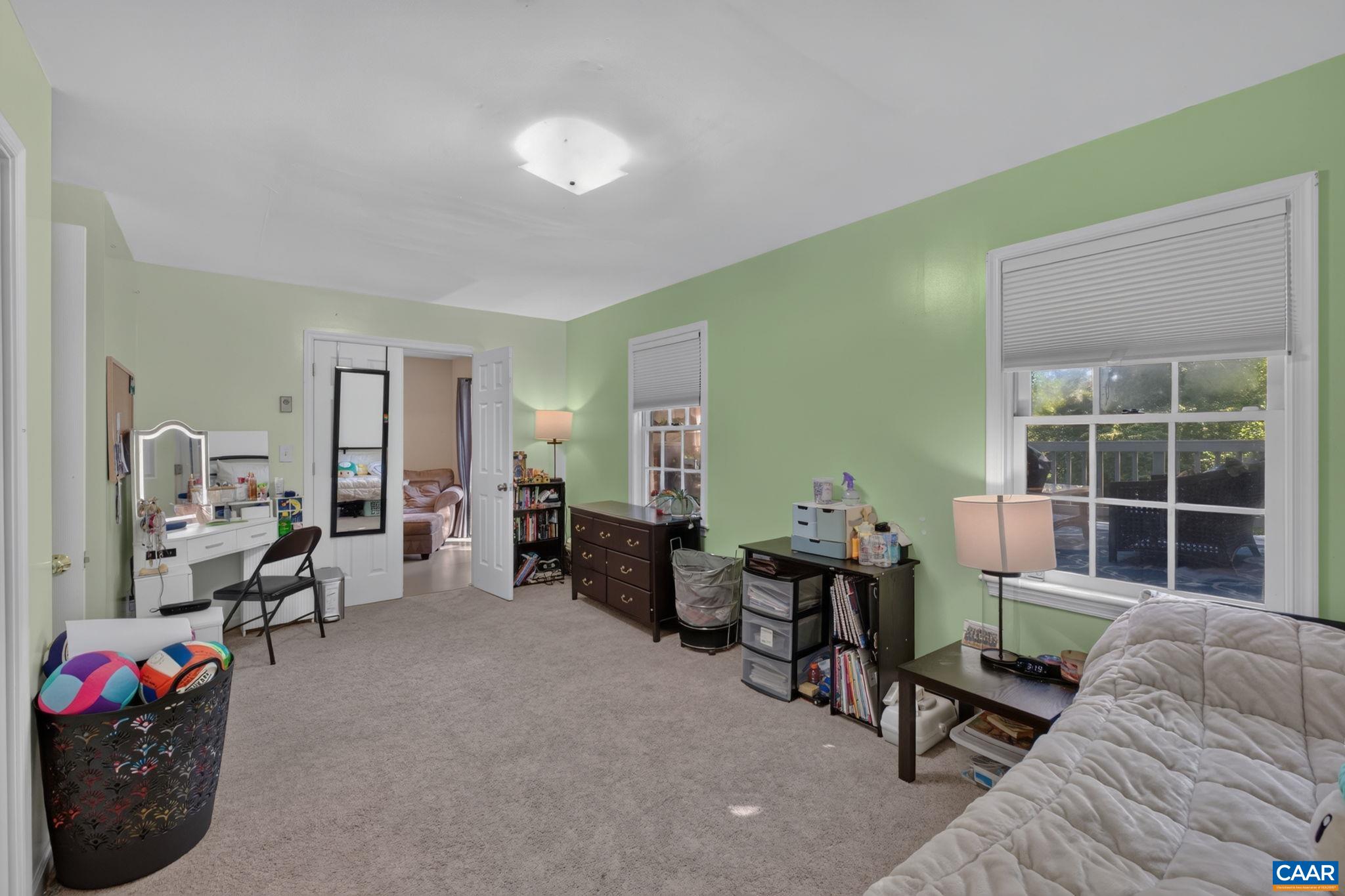 1809 AMBERFIELD DR