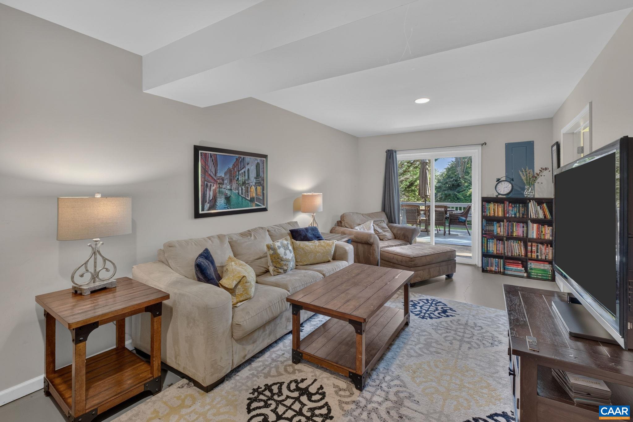 1809 AMBERFIELD DR