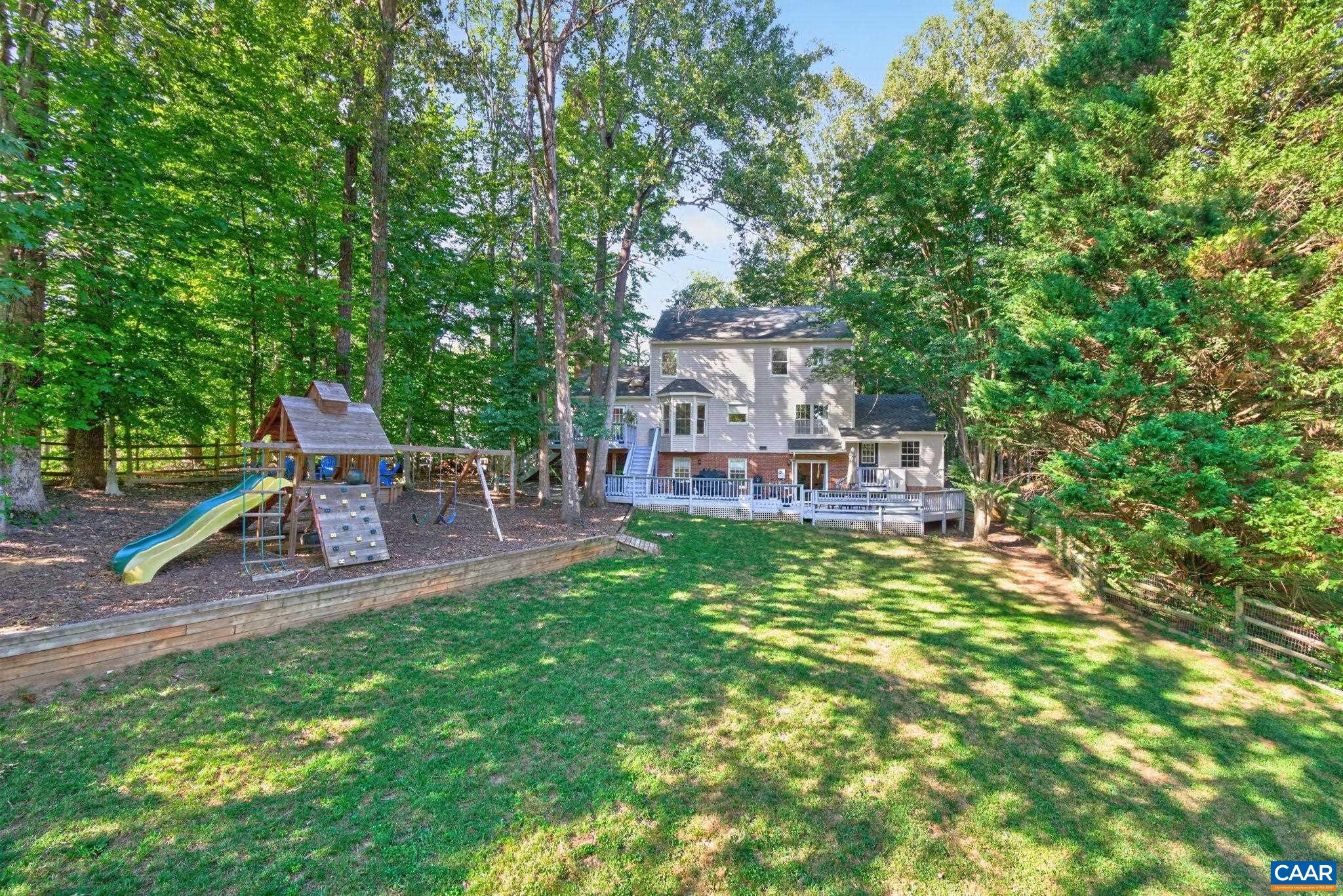 1809 AMBERFIELD DR