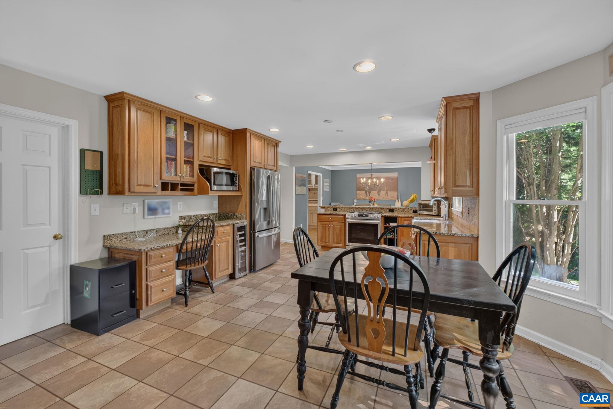 1809 AMBERFIELD DR