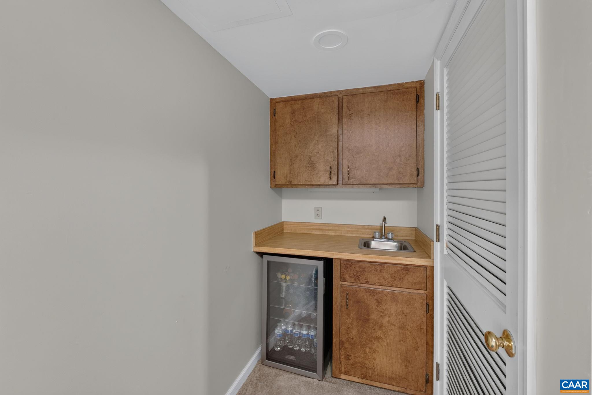 1809 AMBERFIELD DR