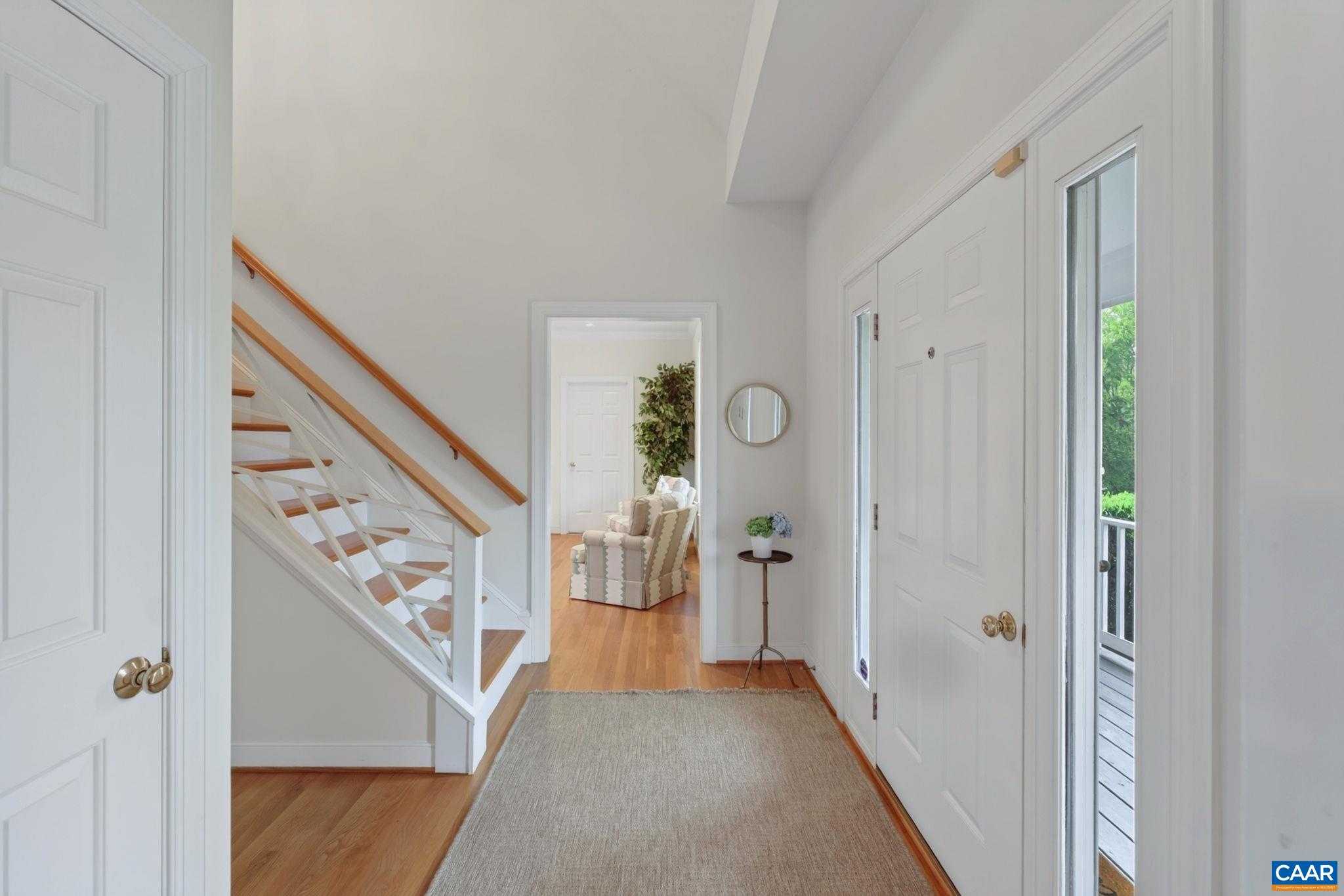 100 GRAEMONT LN