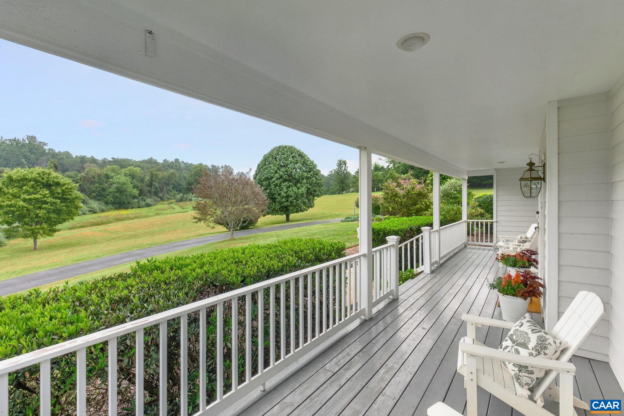 100 GRAEMONT LN