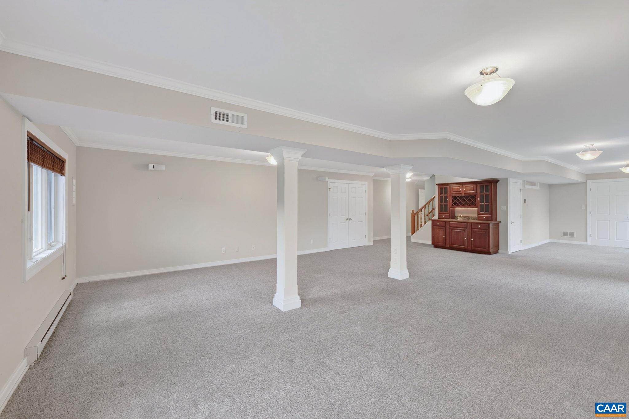 100 GRAEMONT LN