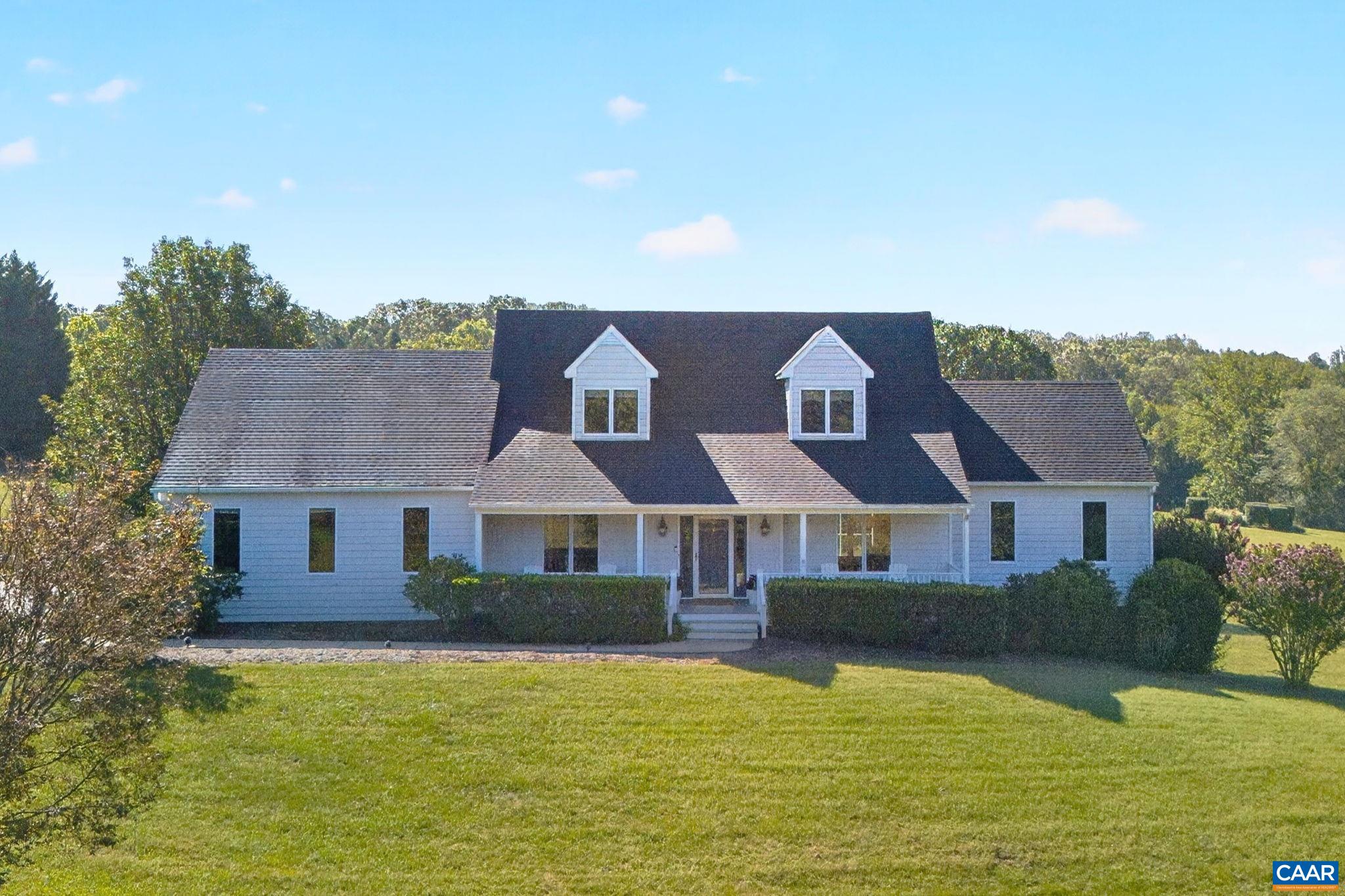 100 GRAEMONT LN
