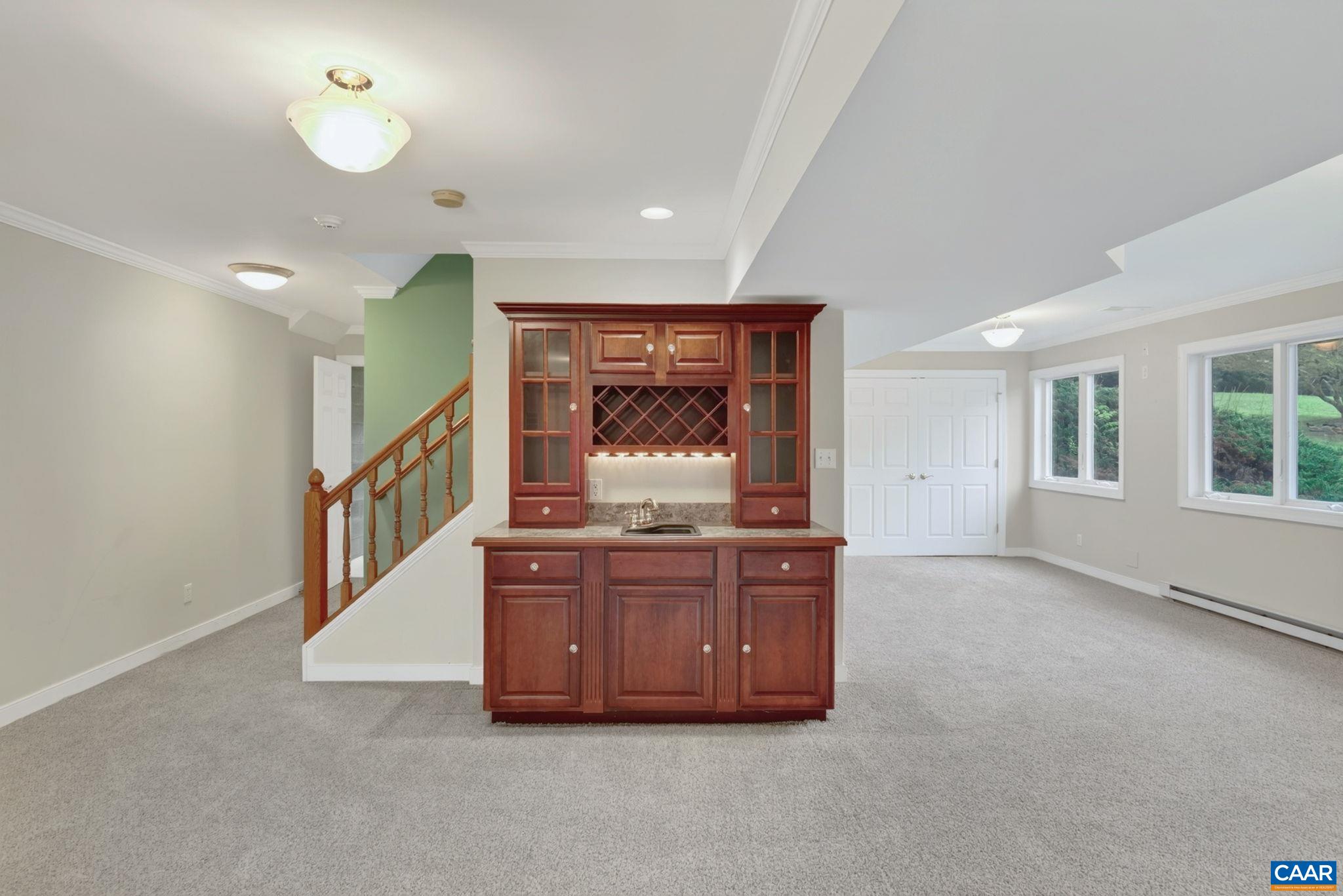 100 GRAEMONT LN