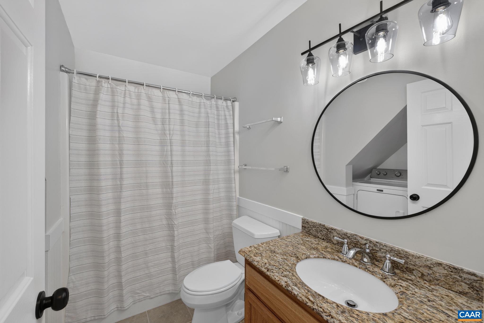 1685 ROYAL OAK CT
