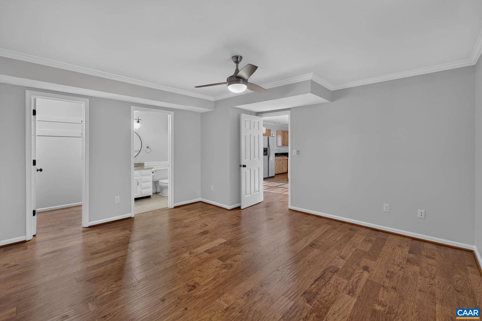 1685 ROYAL OAK CT