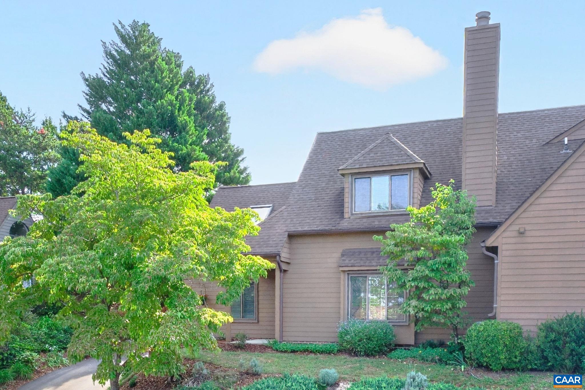 1685 ROYAL OAK CT