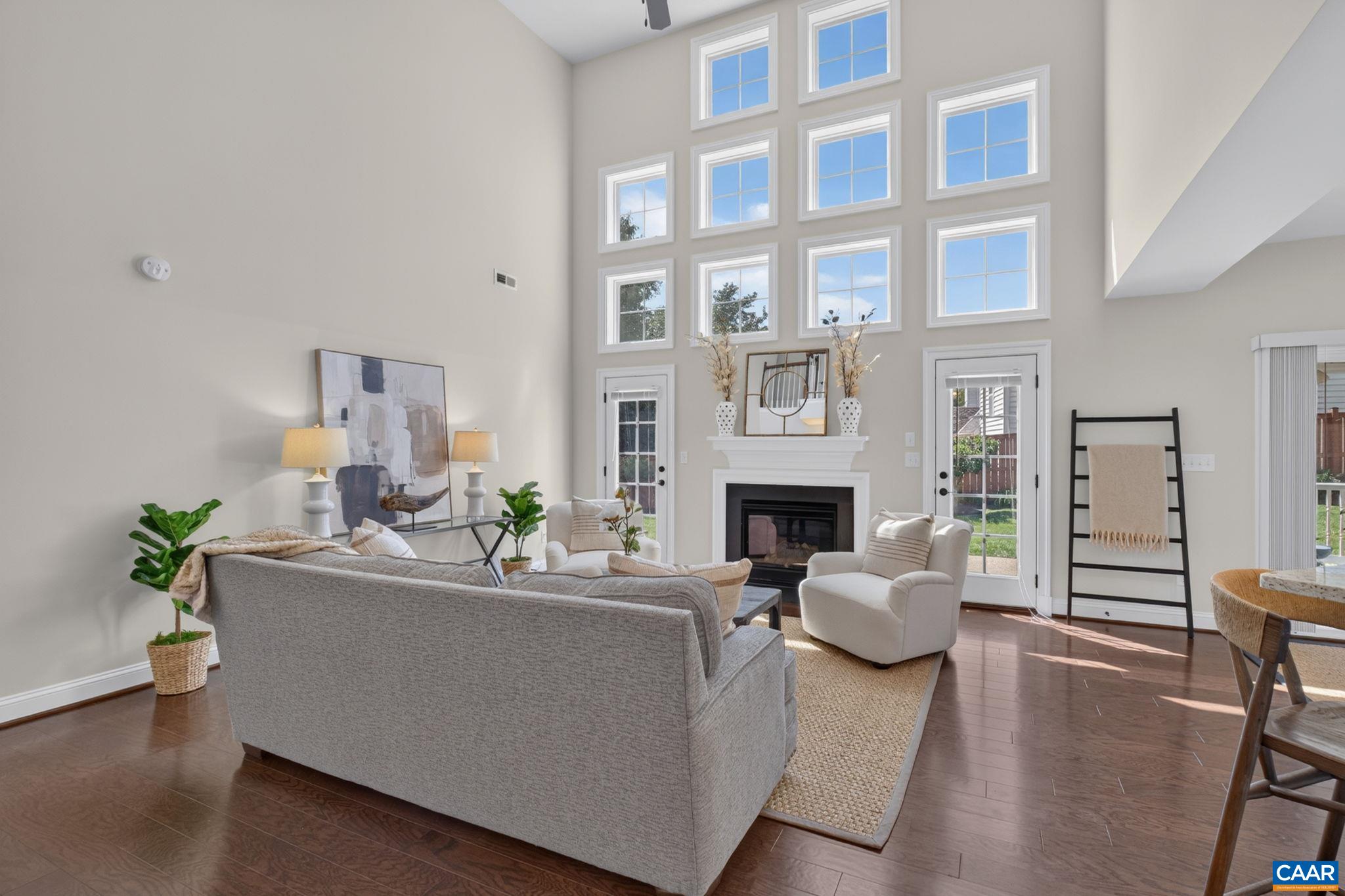 1410 HILLBROOK CT