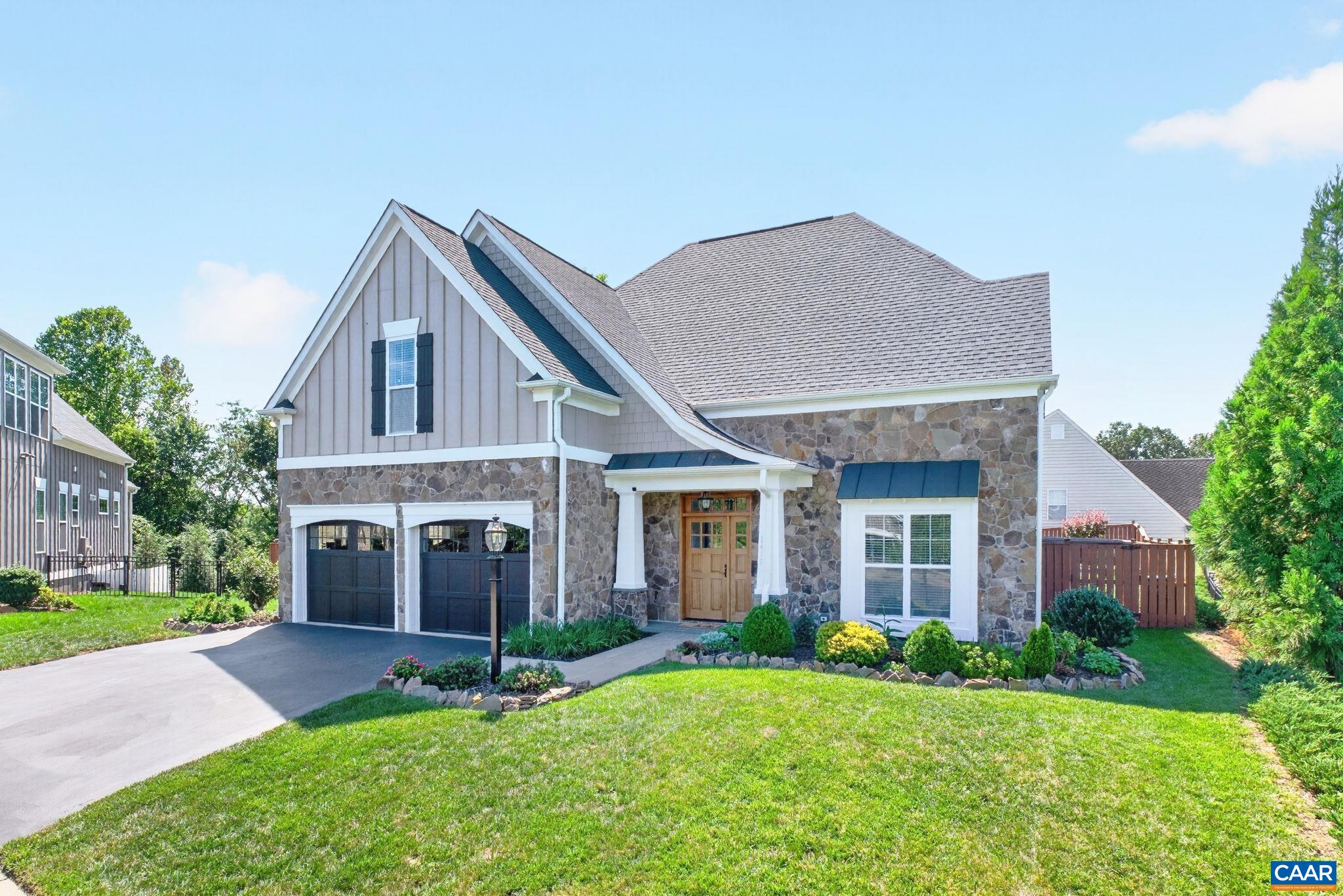 1410 HILLBROOK CT