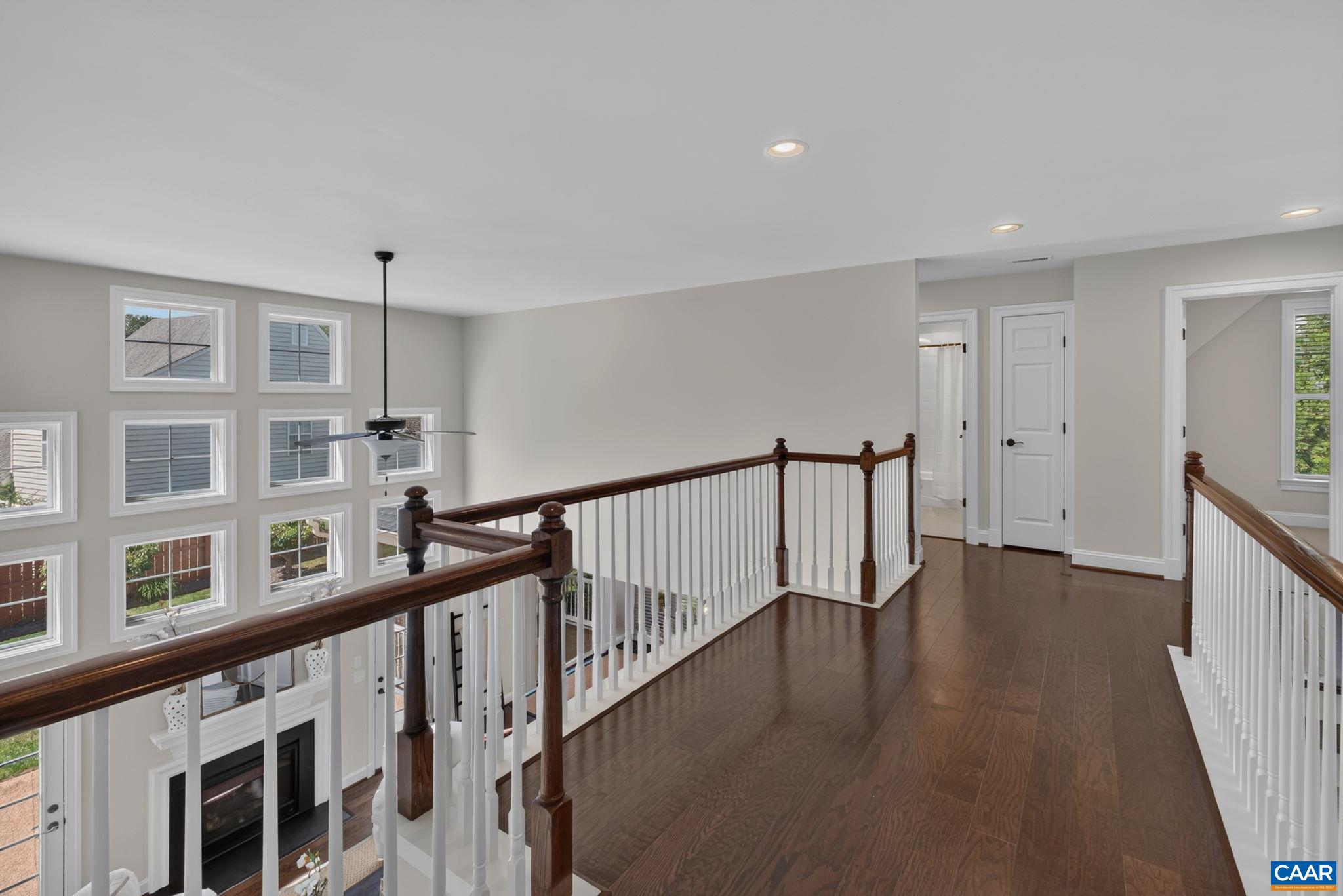 1410 HILLBROOK CT
