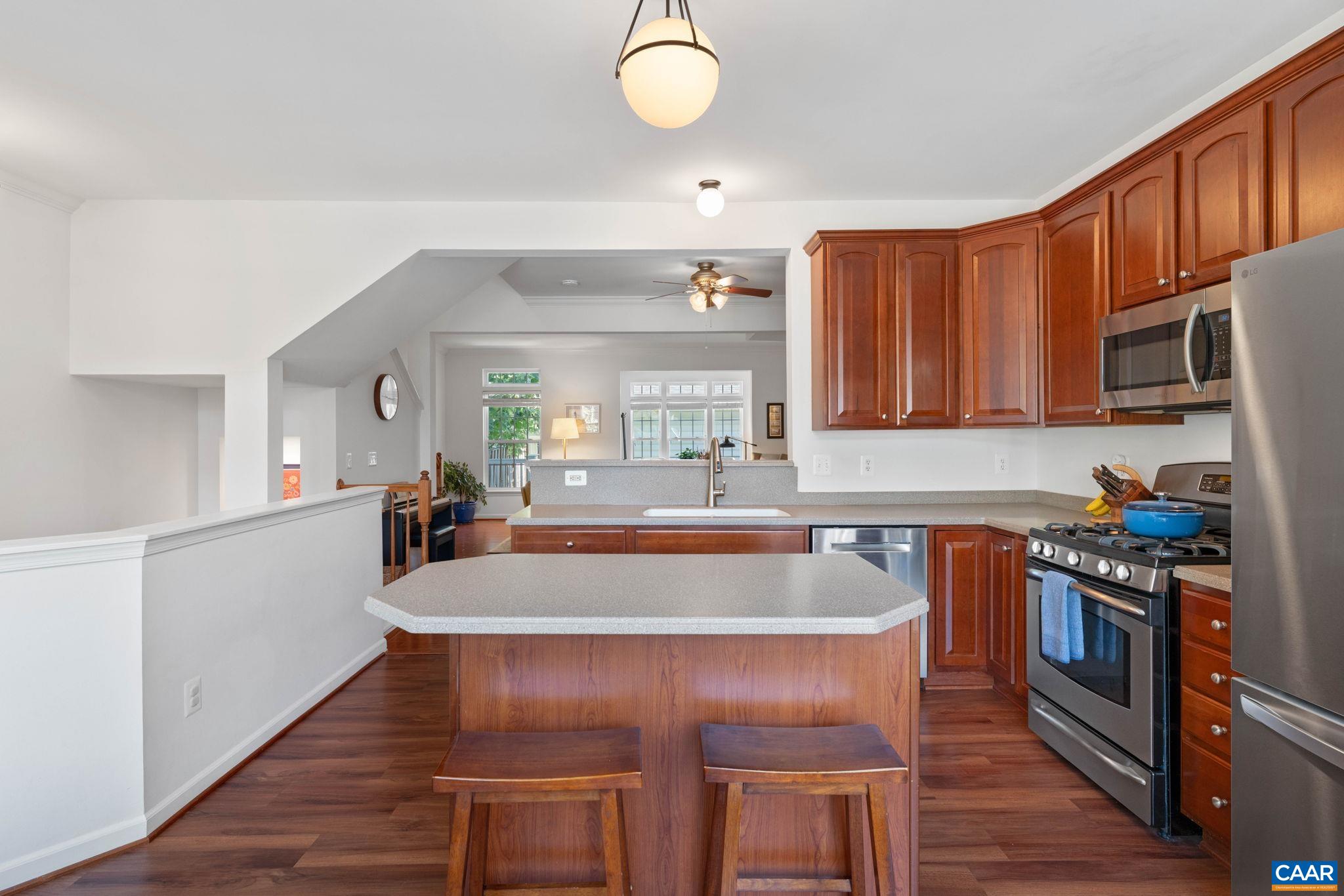 2349 ABINGTON DR
