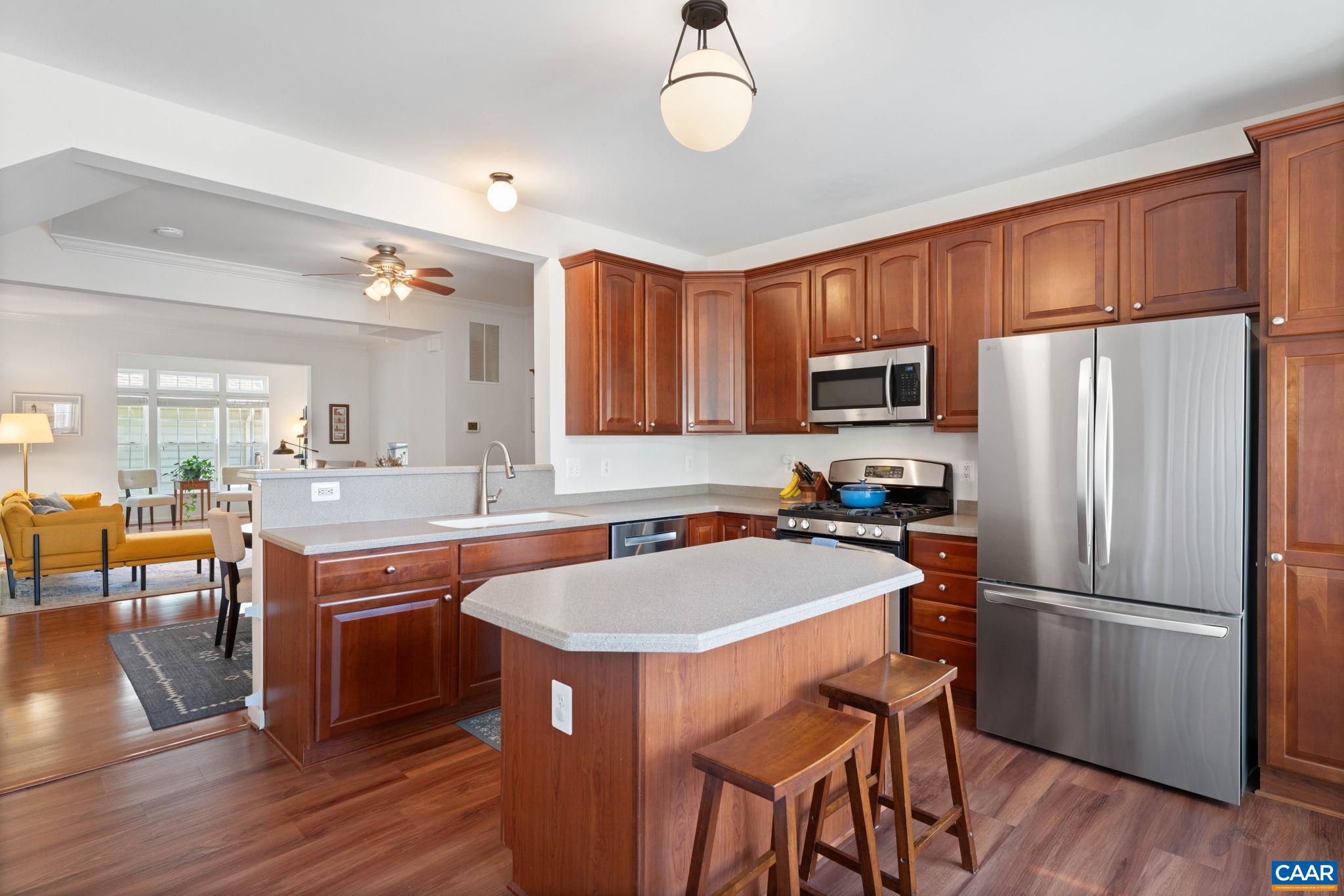 2349 ABINGTON DR