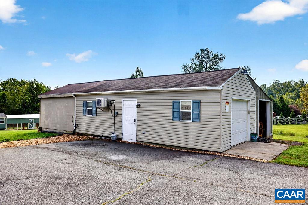 676 ROCKFISH SCHOOL LN