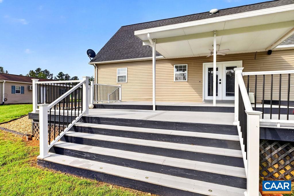 676 ROCKFISH SCHOOL LN