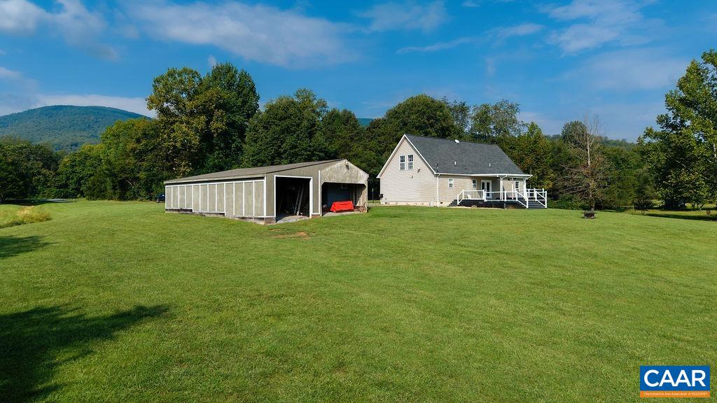 676 ROCKFISH SCHOOL LN