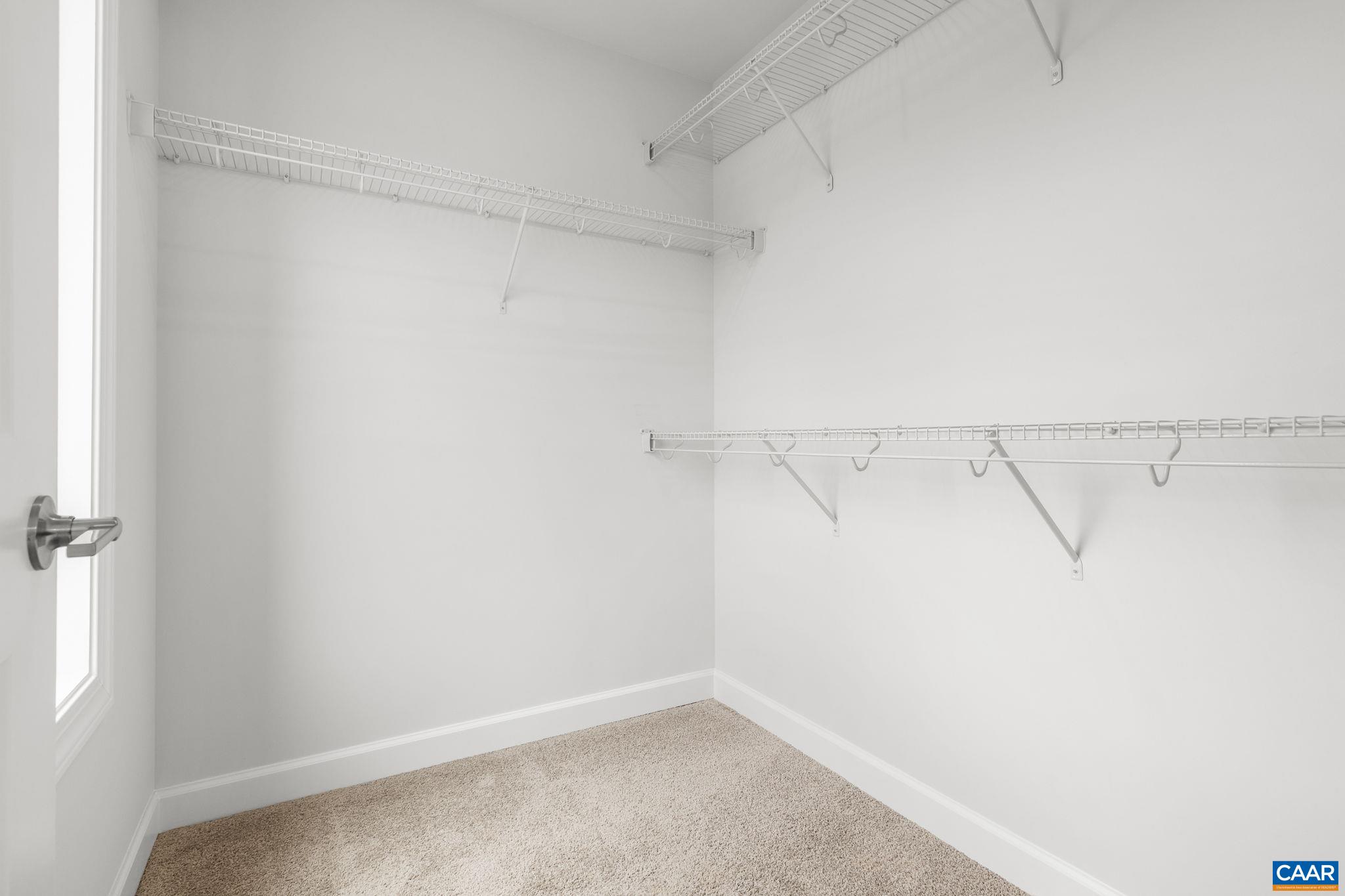 2035 LARKIN AVE