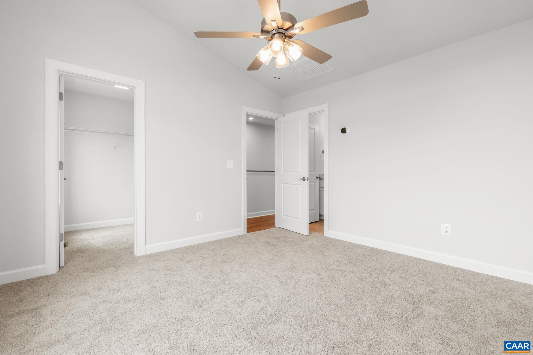2035 LARKIN AVE