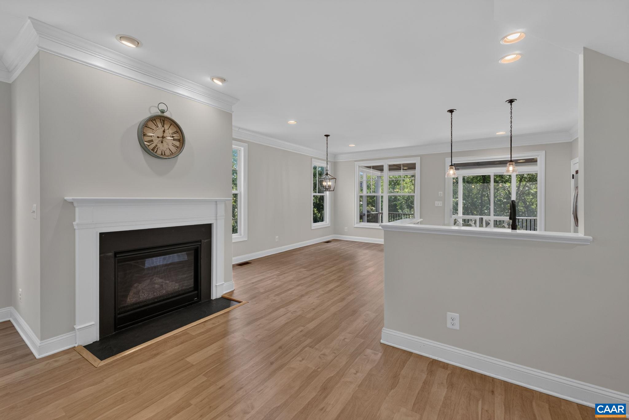 2932 TEMPLEHOF CT