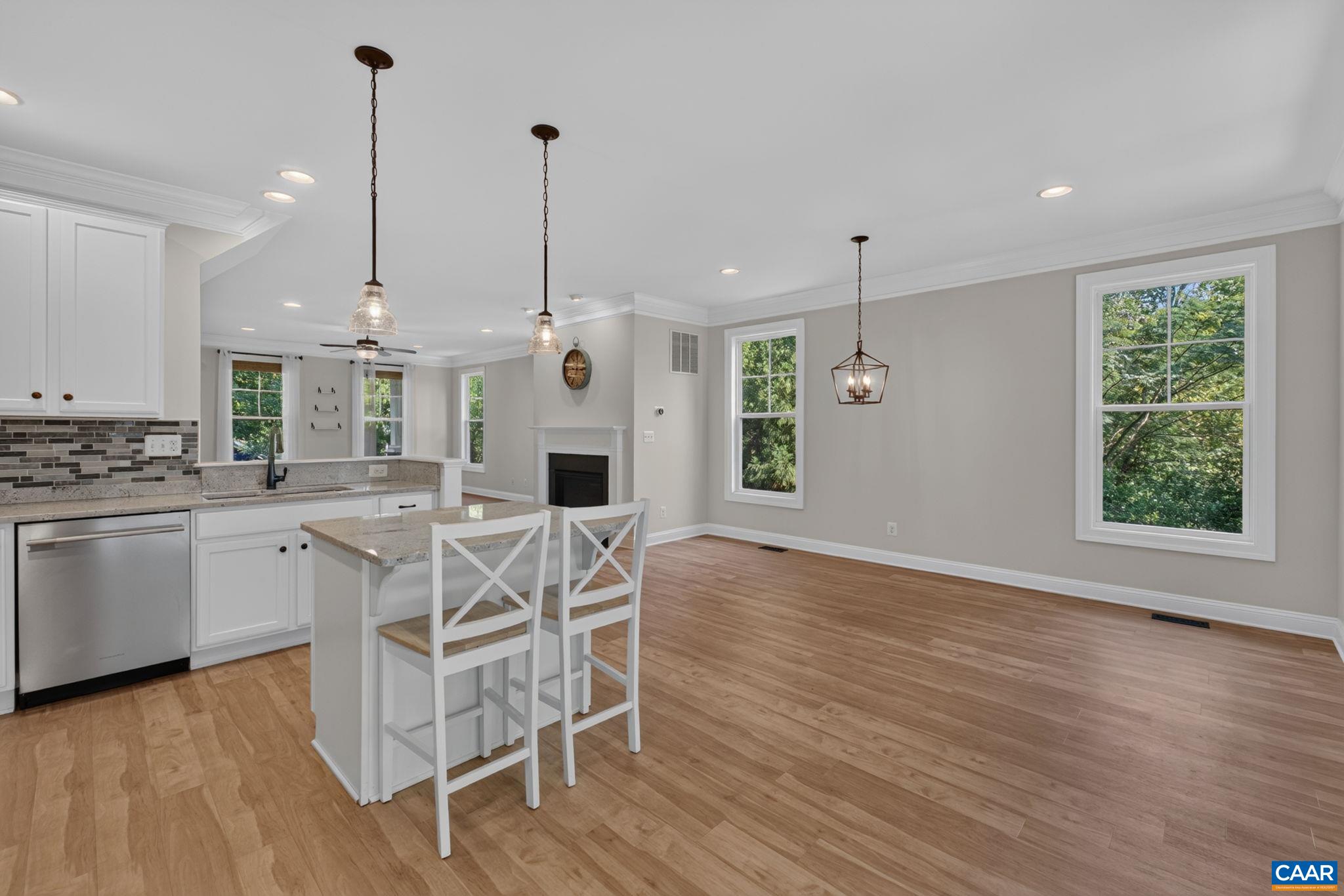 2932 TEMPLEHOF CT