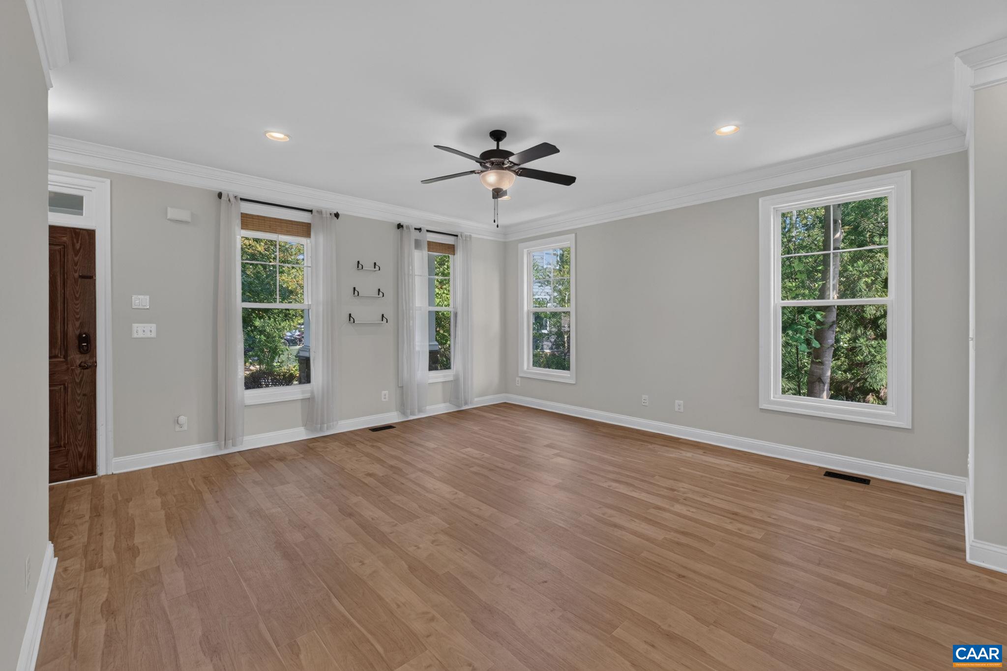 2932 TEMPLEHOF CT