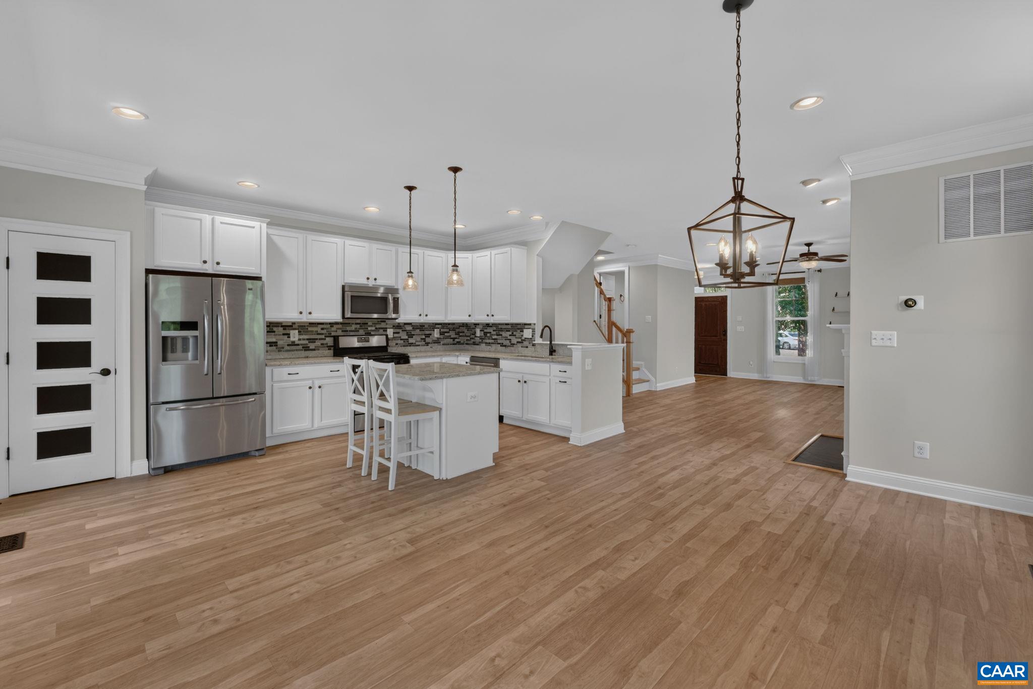 2932 TEMPLEHOF CT