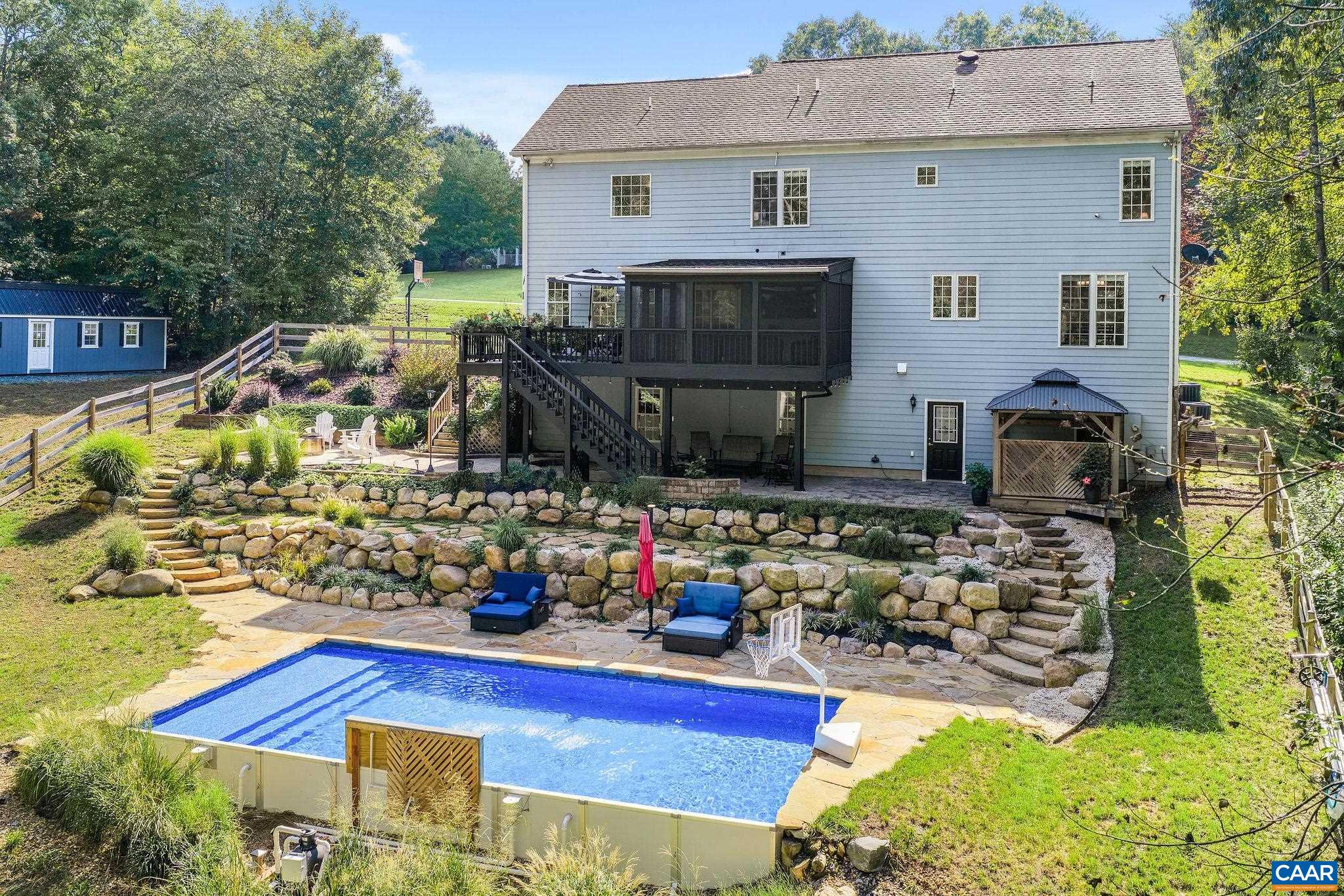 1425 PLAINS DR
