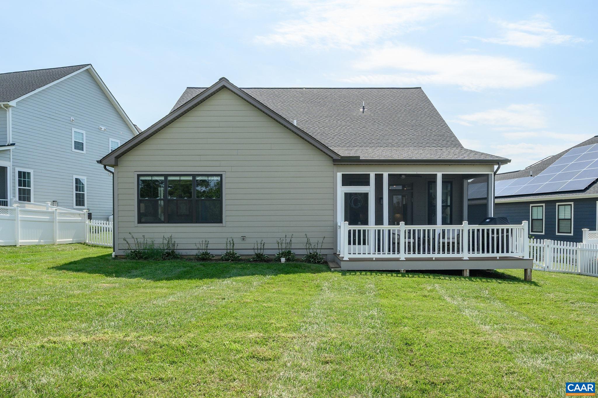 3676 THICKET RUN PL