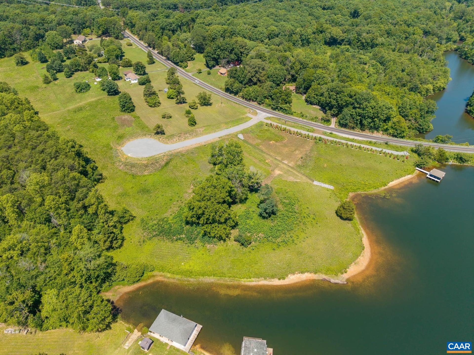 4707 EAGLE POINT CT