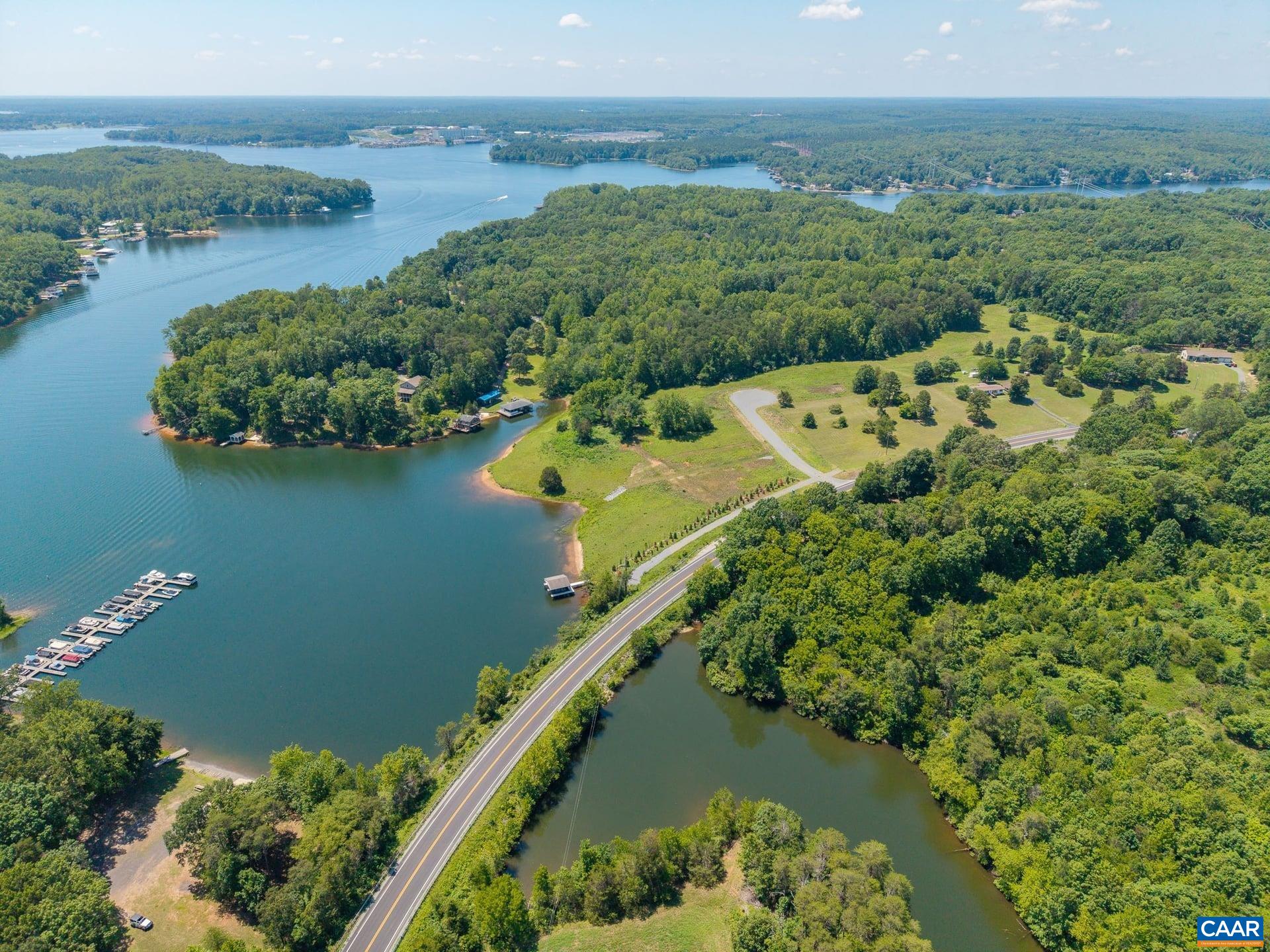 4707 EAGLE POINT CT