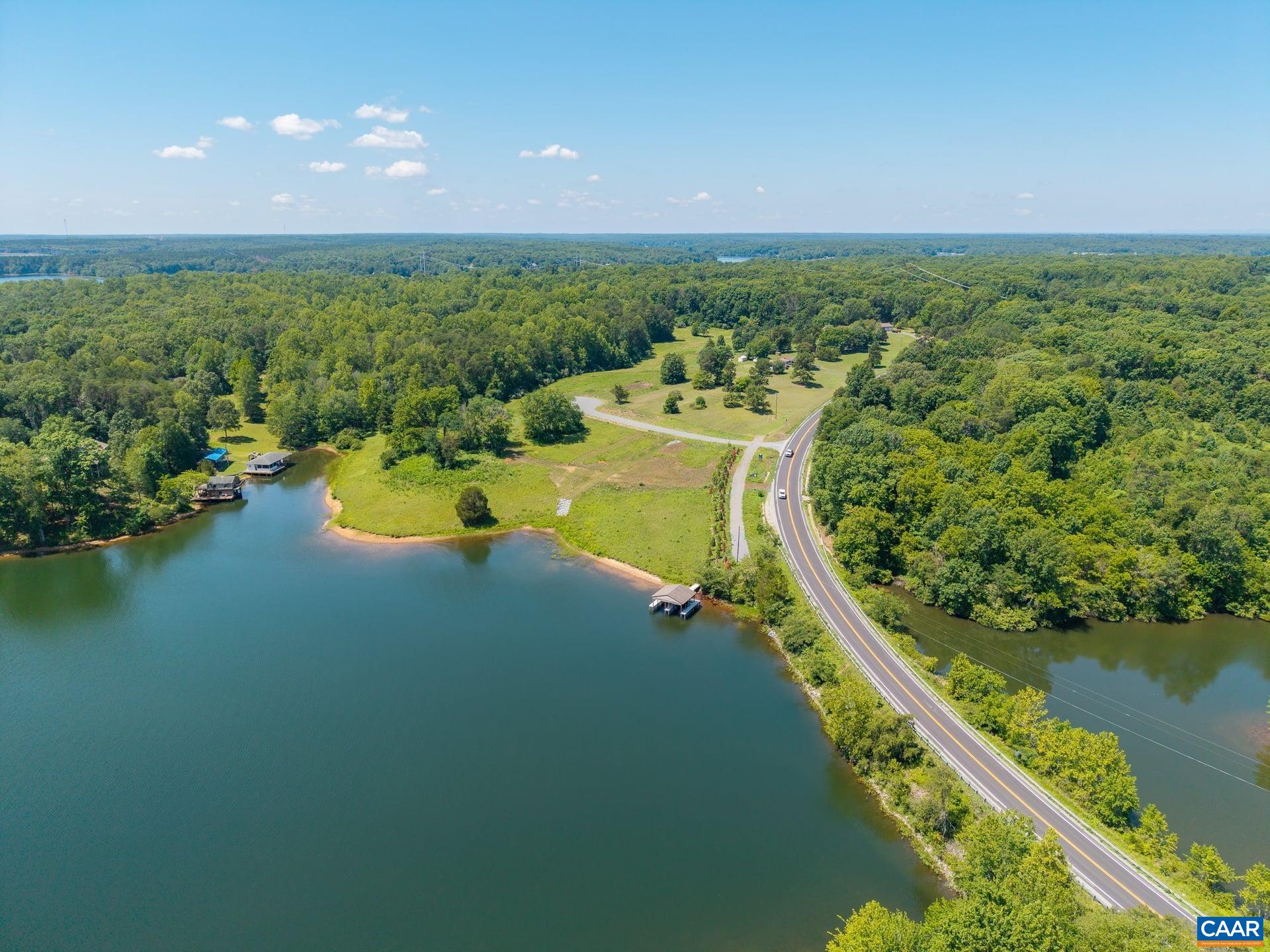4707 EAGLE POINT CT