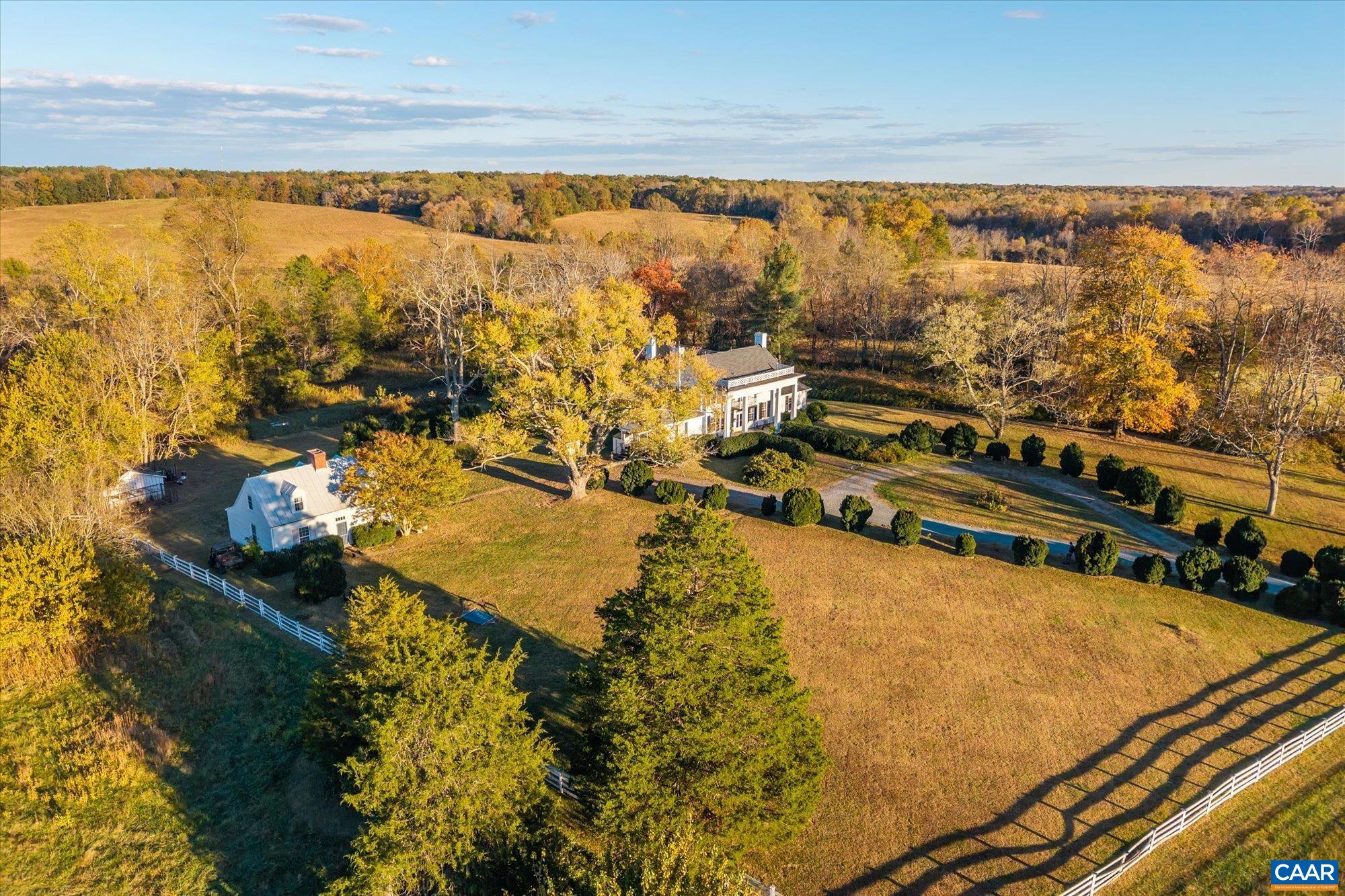 7877 MEADOWS FARM RD