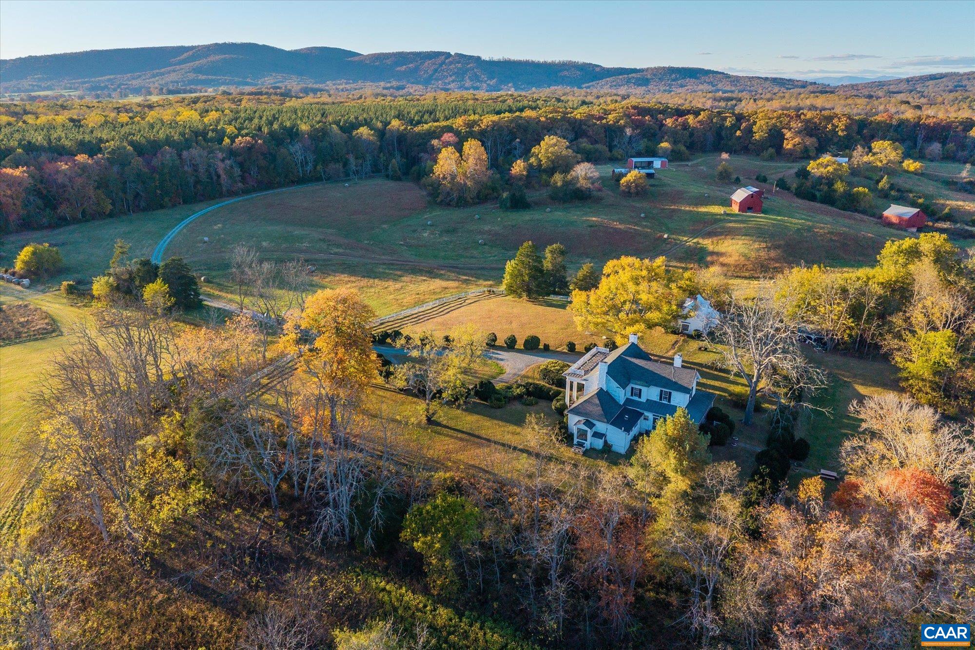 7877 MEADOWS FARM RD